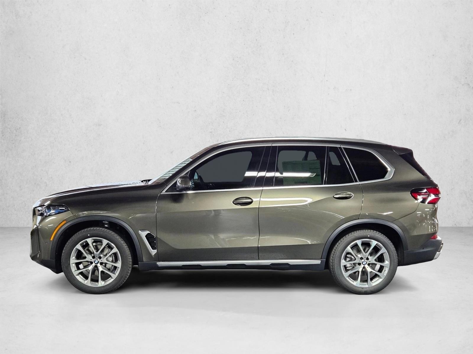 Thumbnail: 2026 BMW X5 - 2
