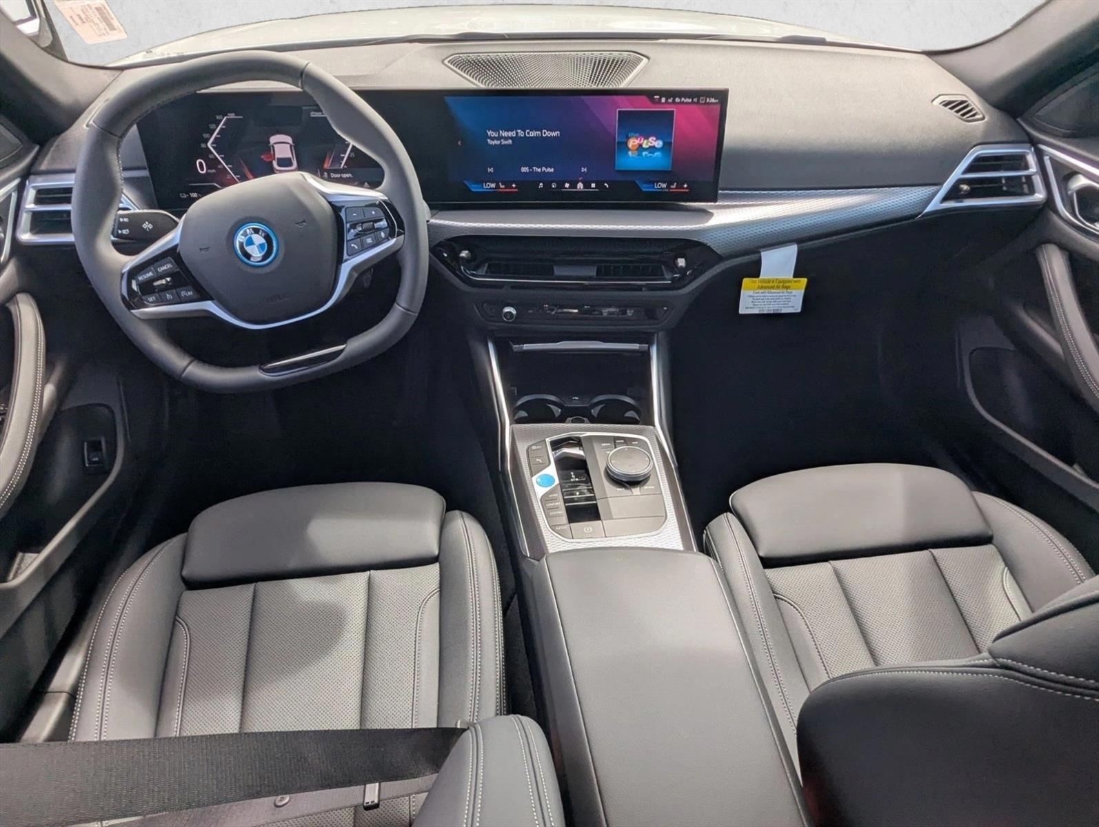Thumbnail: 2026 BMW i4 - 3