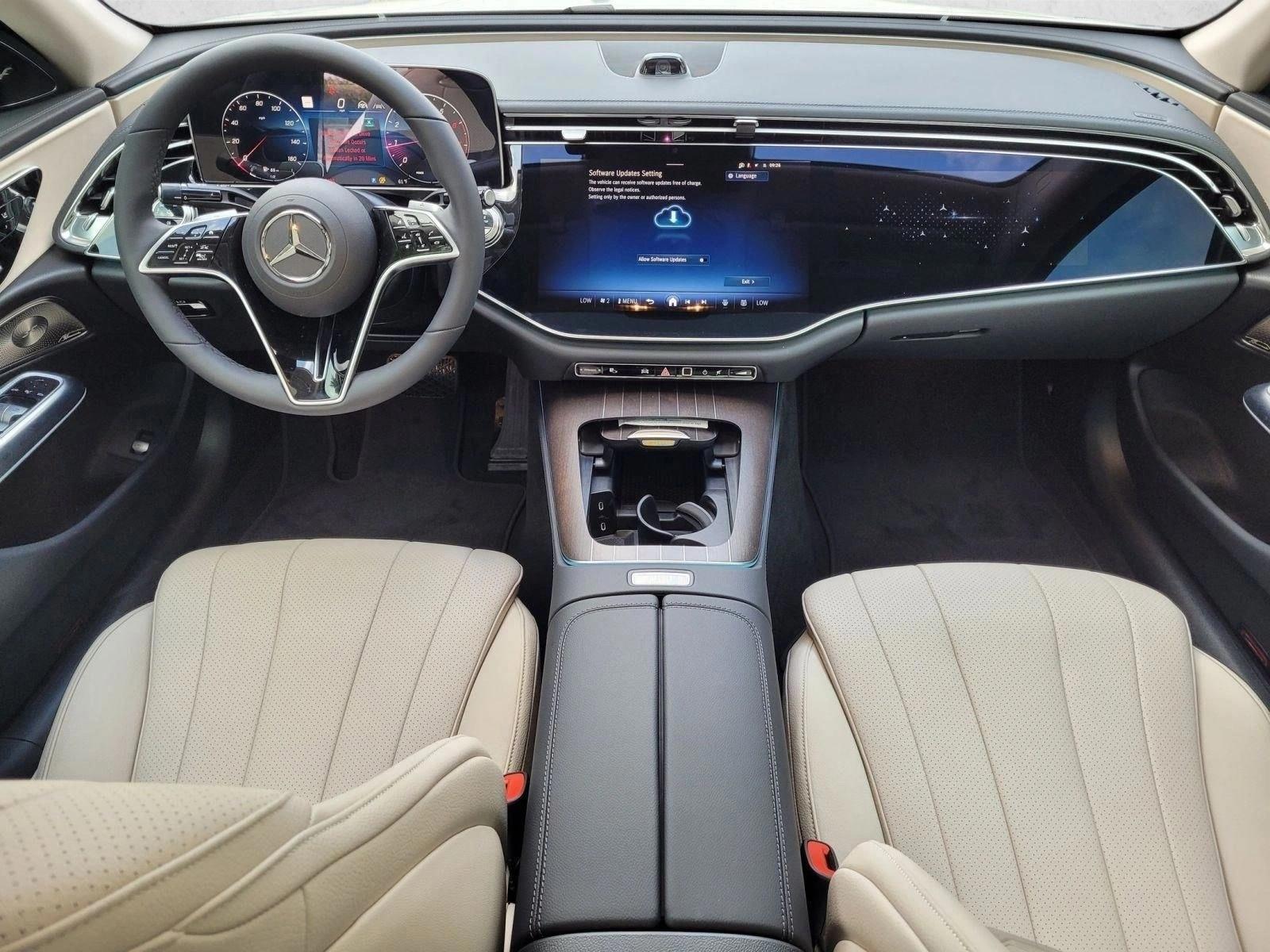 Thumbnail: 2026 Mercedes-Benz E-Class - 4