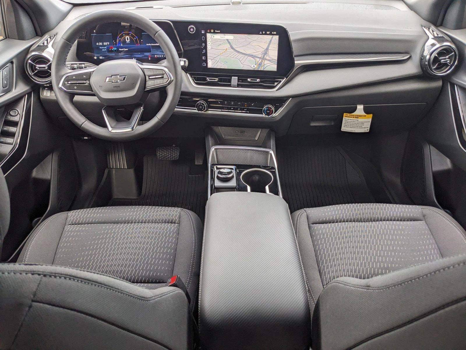 Thumbnail: 2026 Chevrolet Equinox - 3