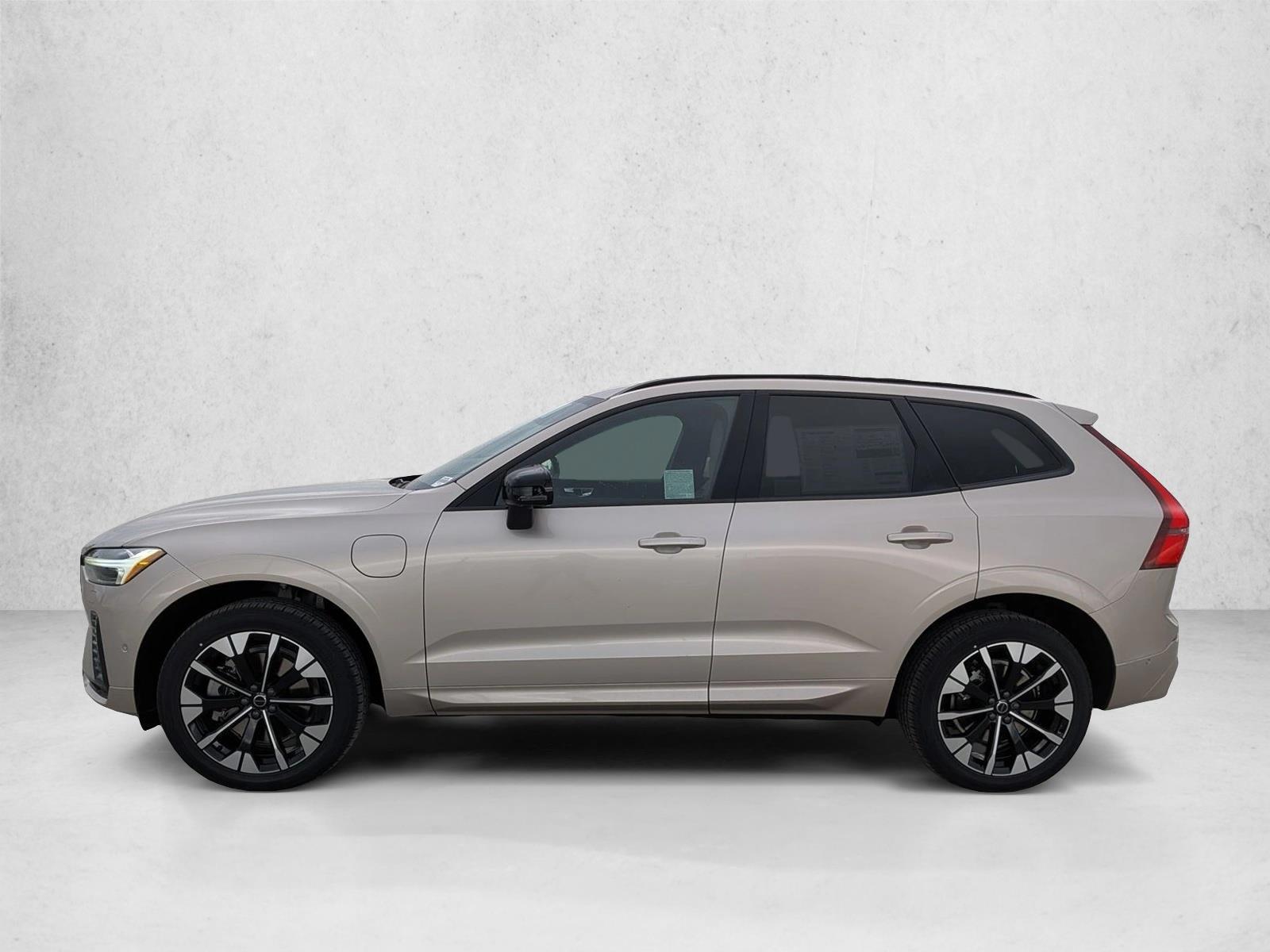 Thumbnail: 2026 Volvo XC60 - 2