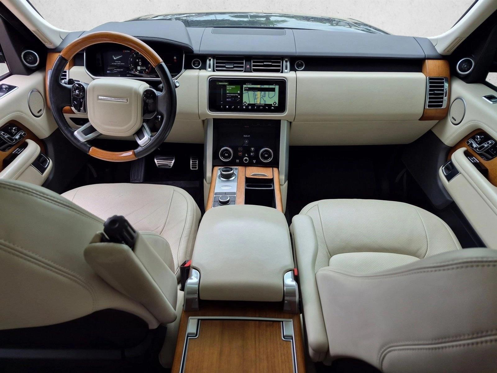 Thumbnail: 2021 Land Rover Range Rover - 3