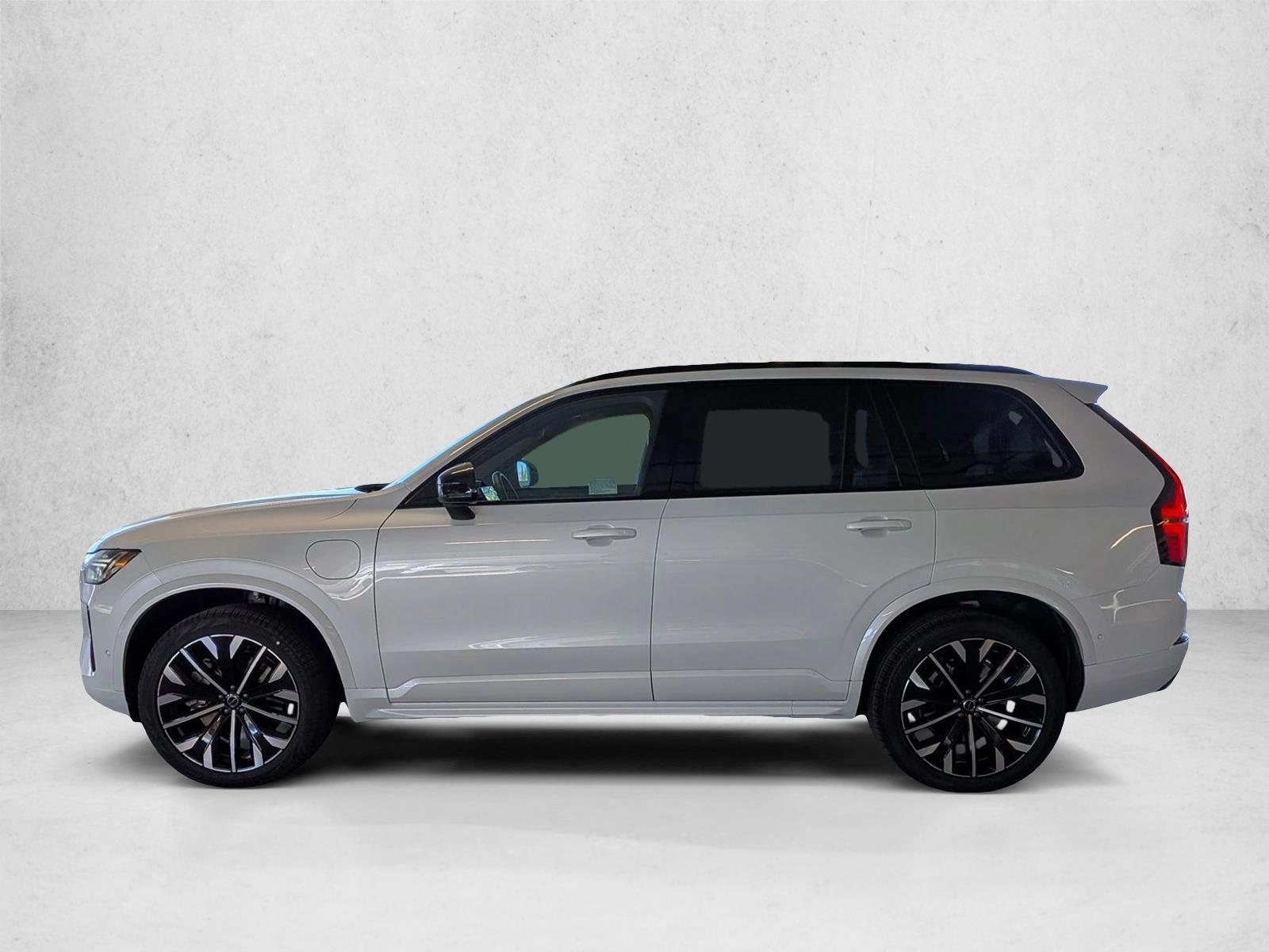 Thumbnail: 2026 Volvo XC90 - 2
