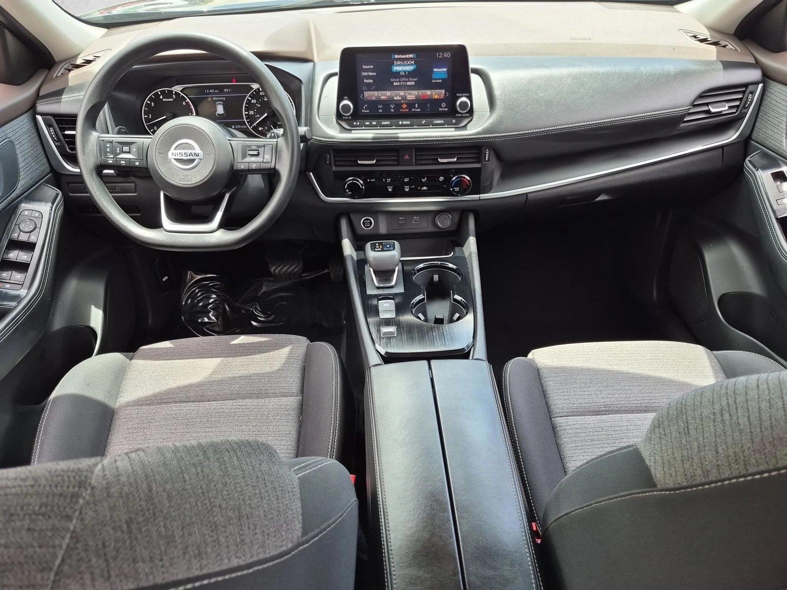 Thumbnail: 2021 Nissan Rogue - 3