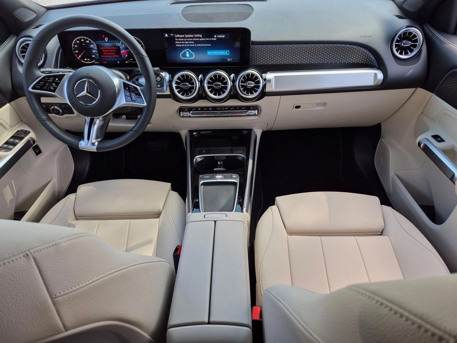 Thumbnail: 2026 Mercedes-Benz GLB - 3