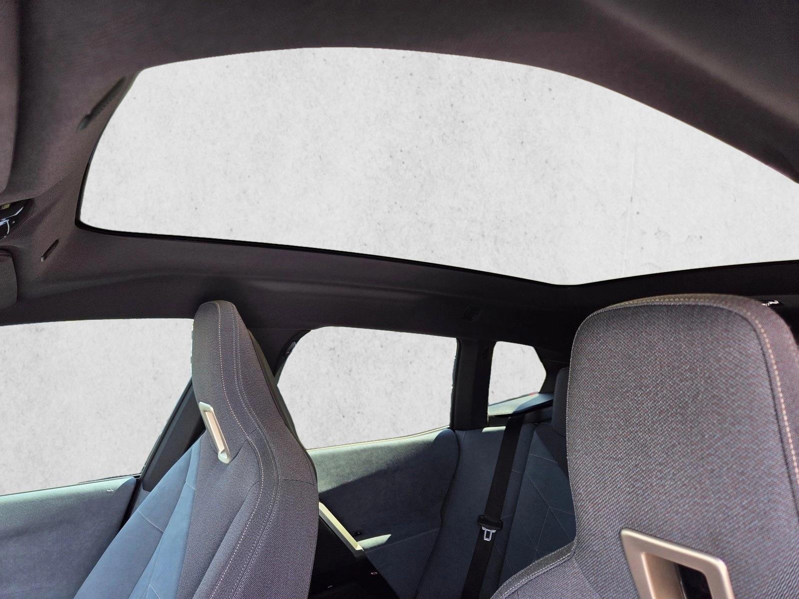 2023 BMW iX Base - Photo 15