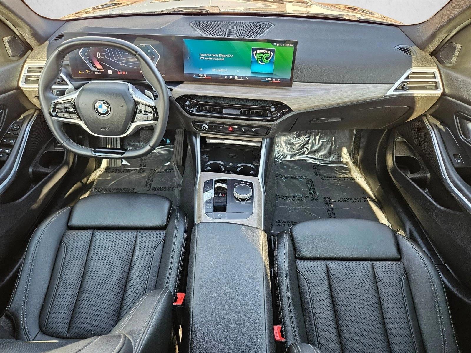 Thumbnail: 2025 BMW 3 Series - 3
