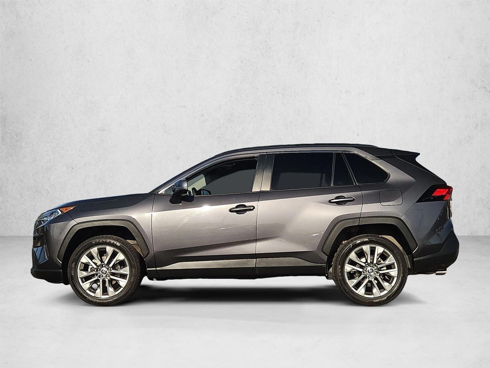 Thumbnail: 2021 Toyota RAV4 - 2