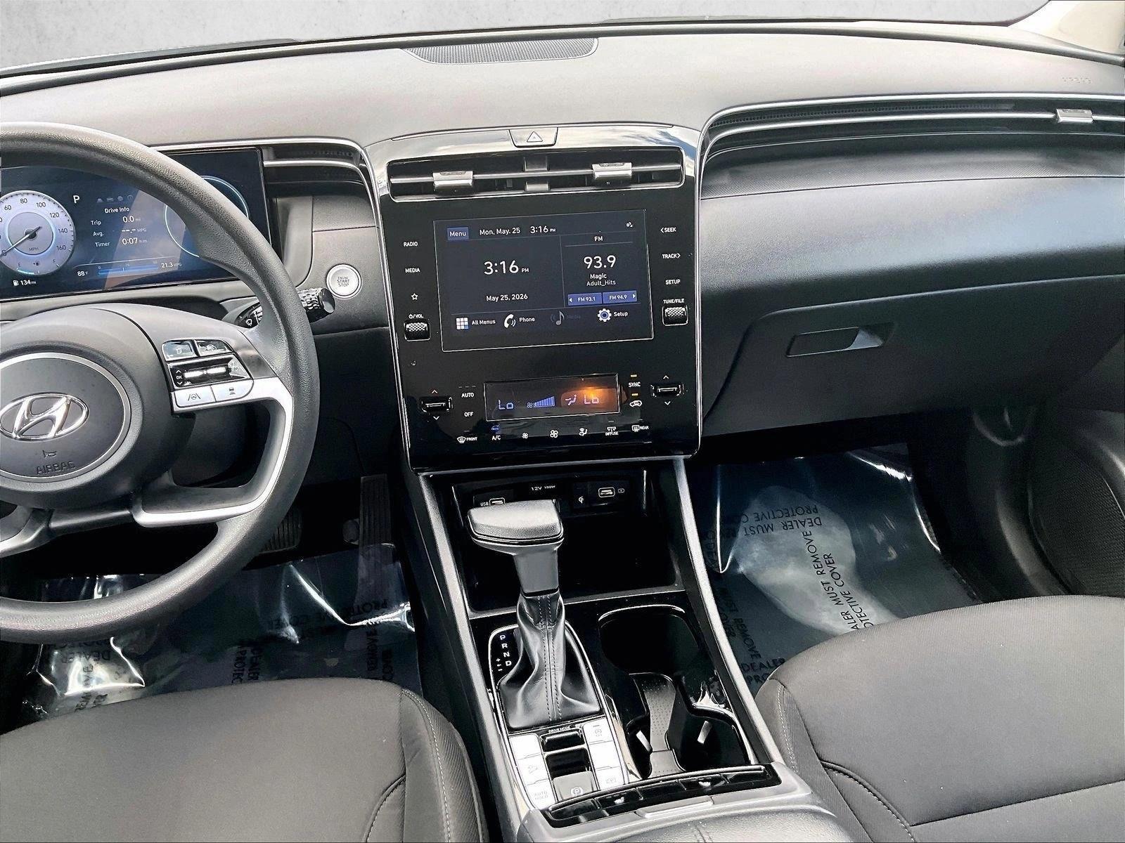 Thumbnail: 2024 Hyundai Tucson - 4