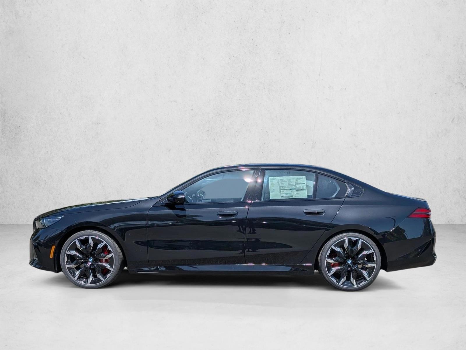 Thumbnail: 2026 BMW 5 Series - 2