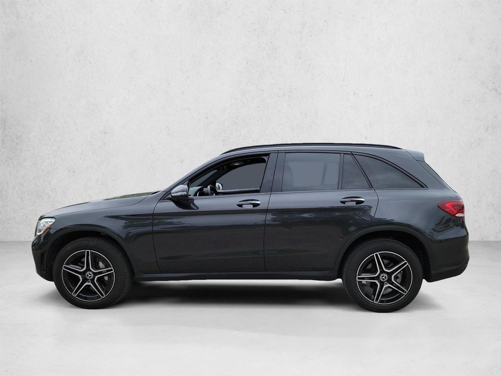 Thumbnail: 2022 Mercedes-Benz GLC - 2