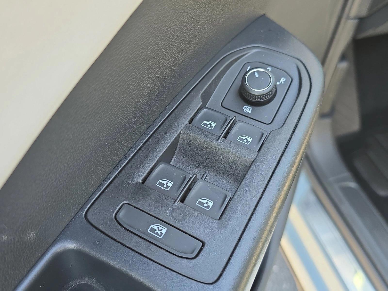 2026 Volkswagen Taos