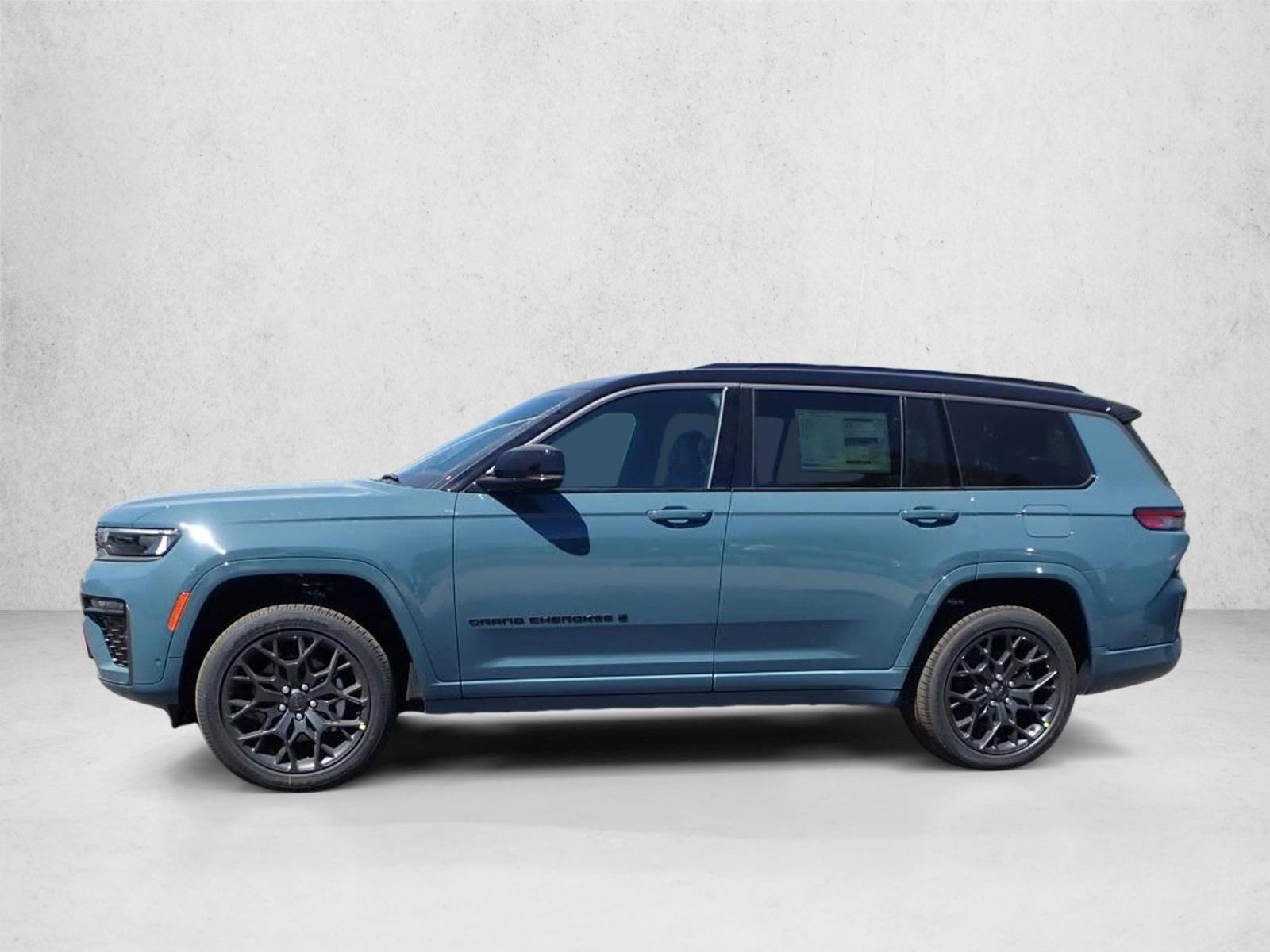 Thumbnail: 2026 Jeep Grand Cherokee L - 2