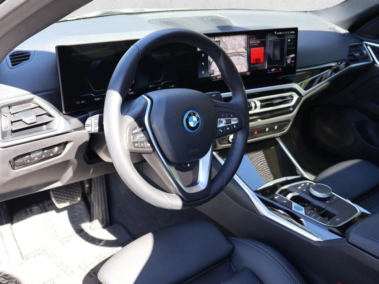 Thumbnail: 2023 BMW i4 - 3