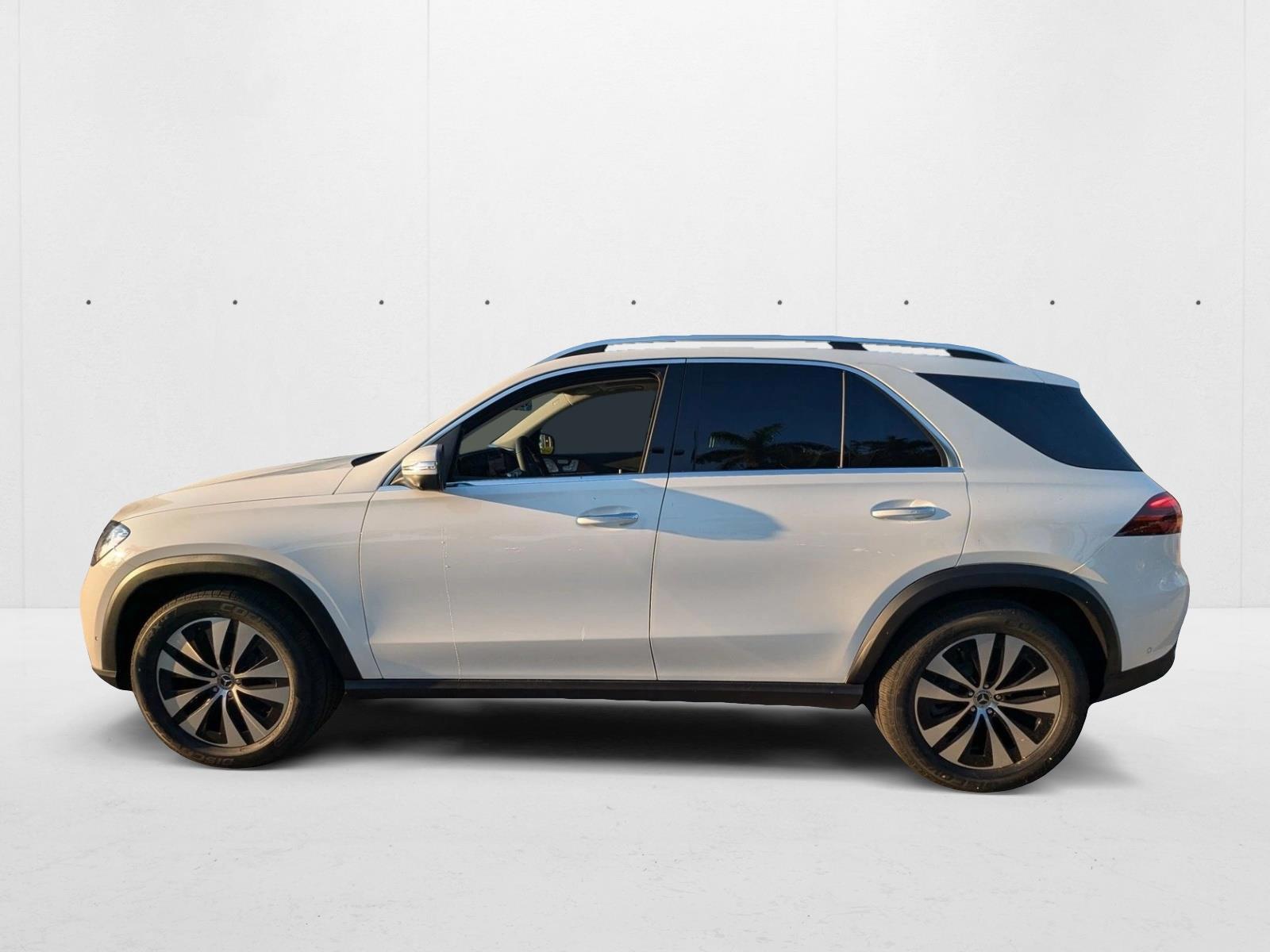 Thumbnail: 2026 Mercedes-Benz GLE - 2