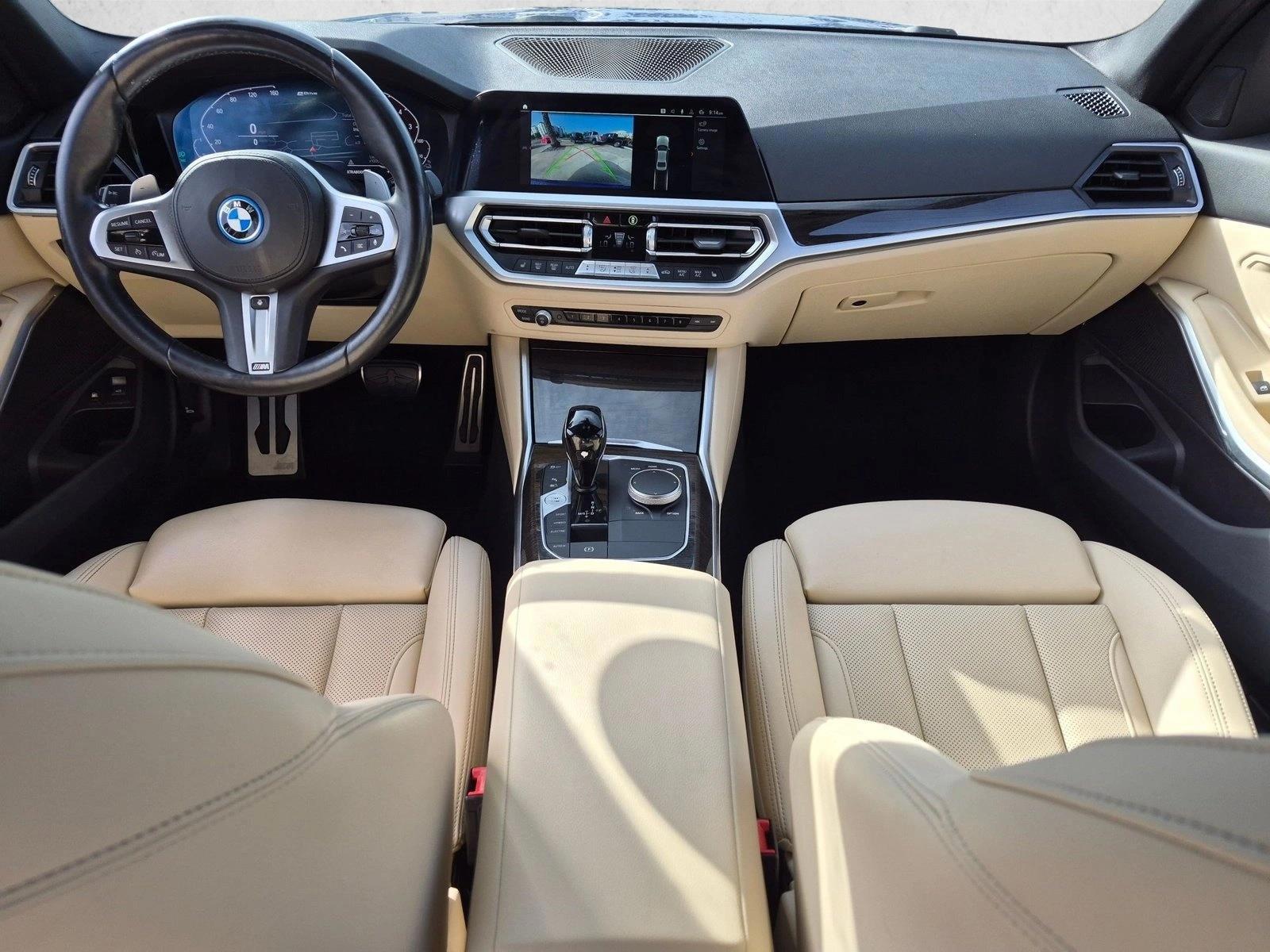 Thumbnail: 2022 BMW 3 Series - 4