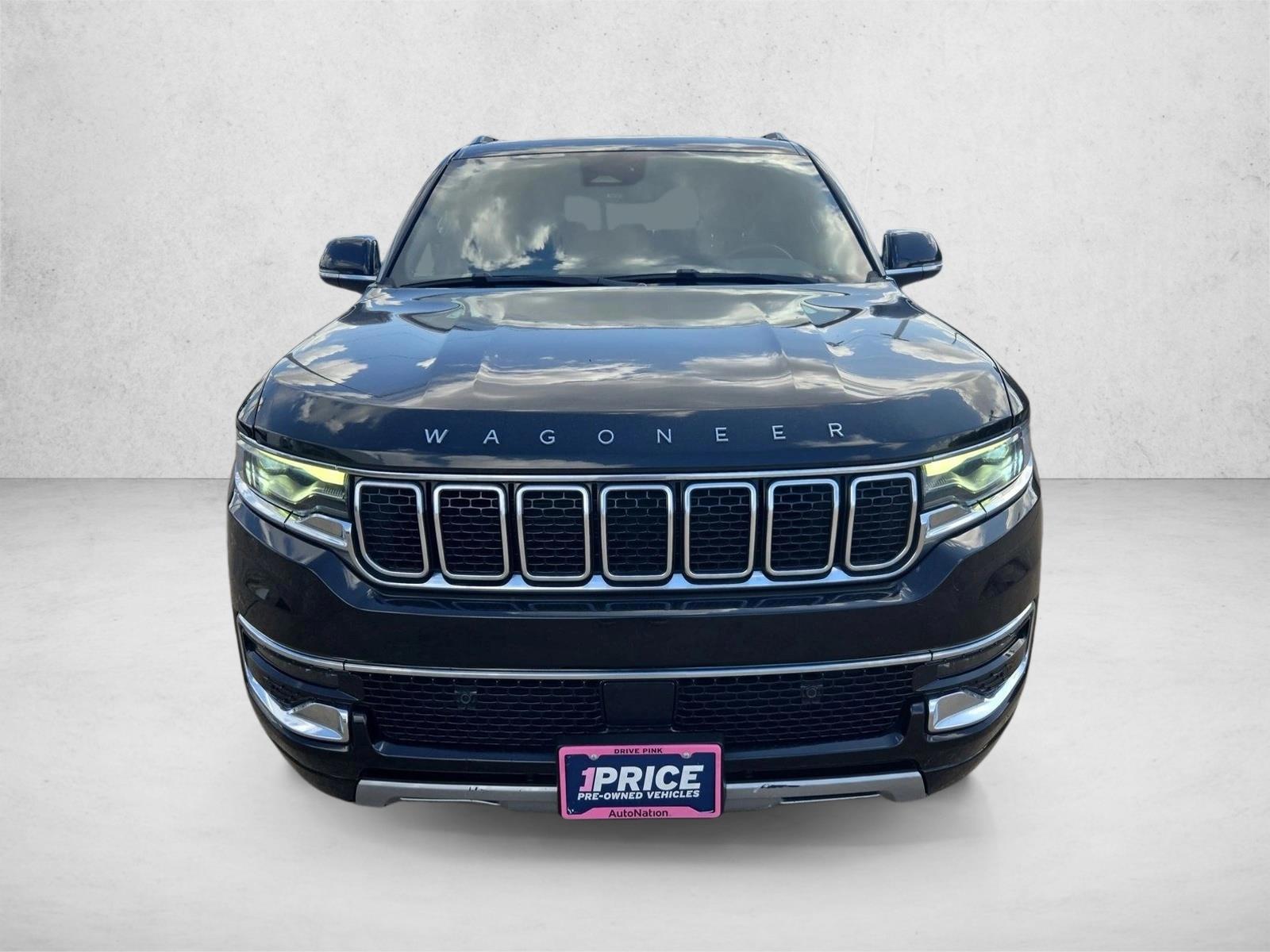2023 Jeep Wagoneer L Series II - Photo 2