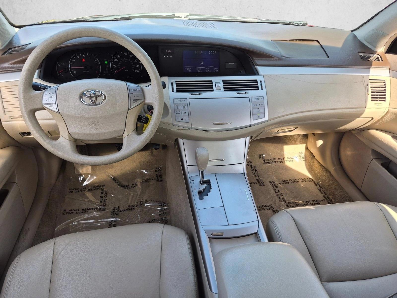 Thumbnail: 2009 Toyota Avalon - 3