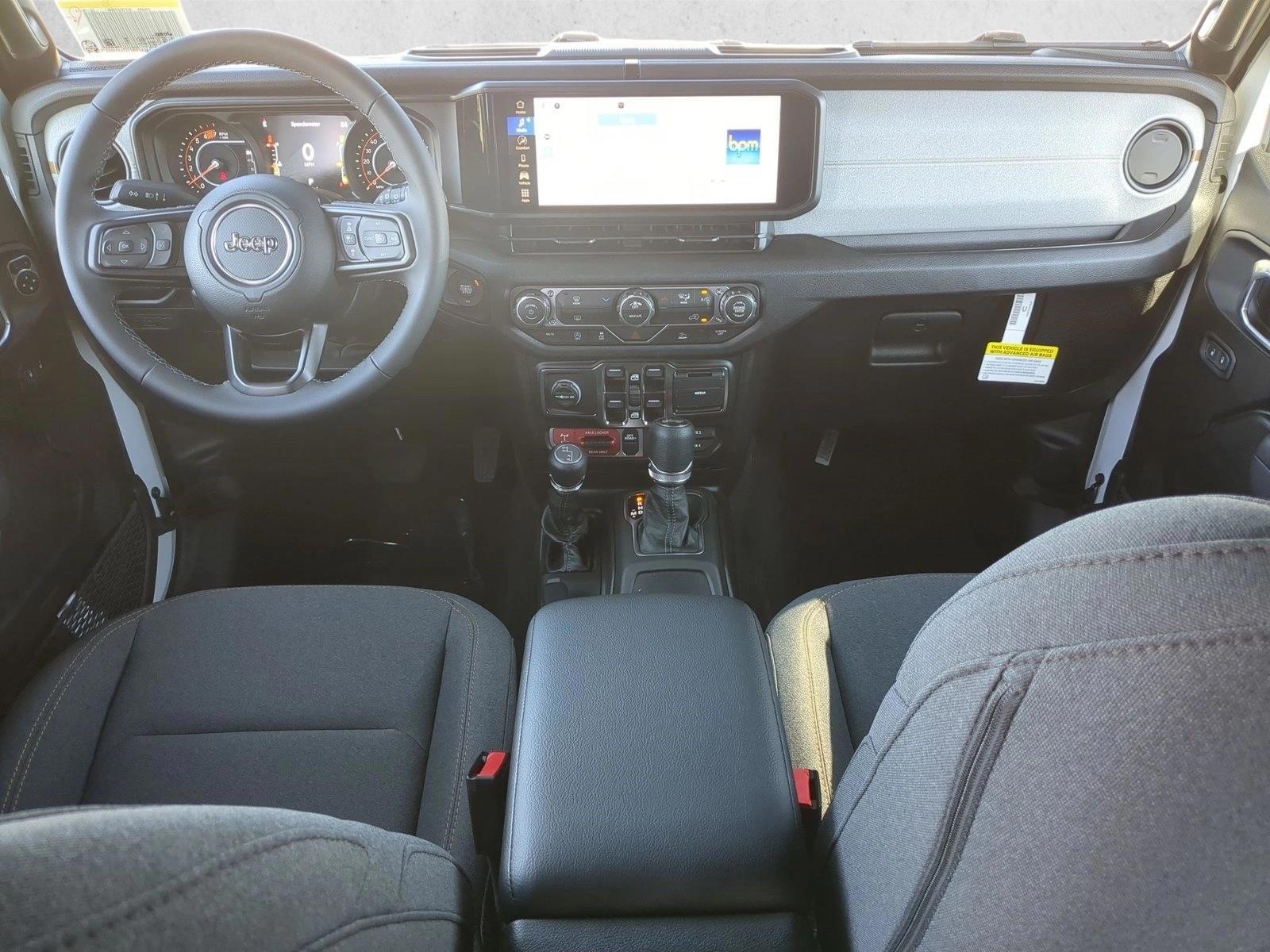 Thumbnail: 2027 Jeep Wrangler - 3