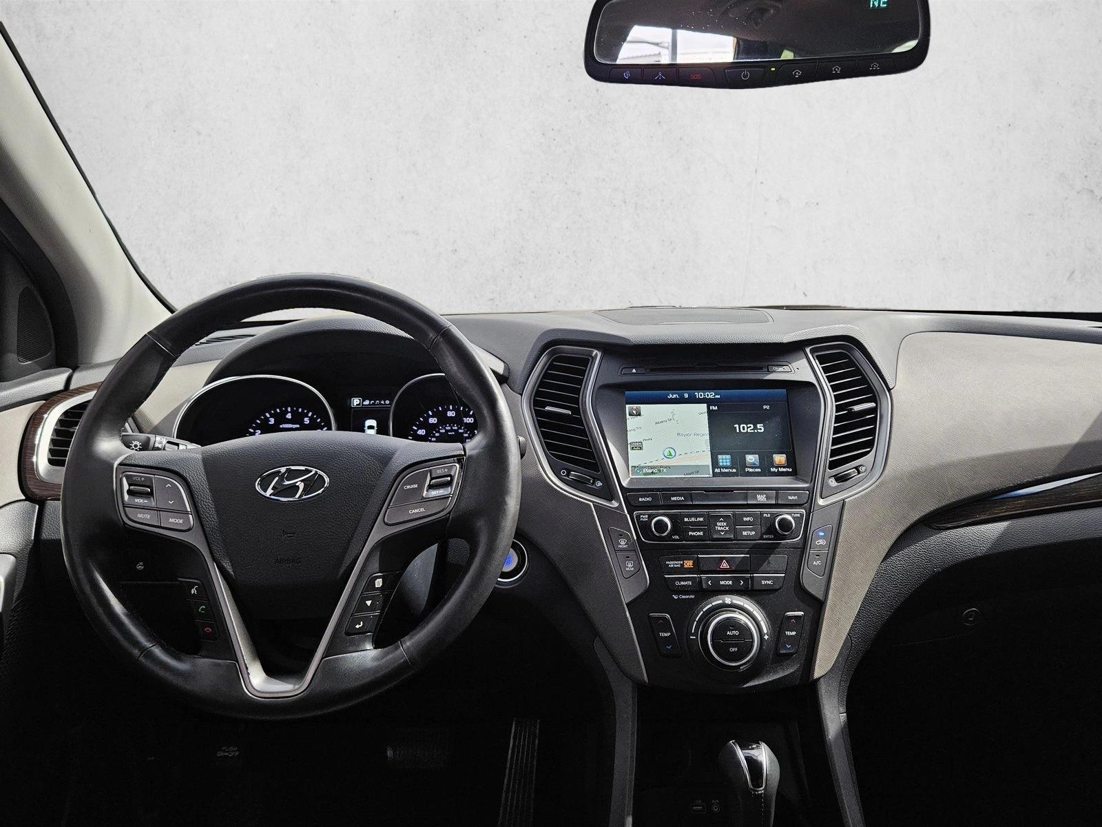 Thumbnail: 2017 Hyundai Santa Fe - 3