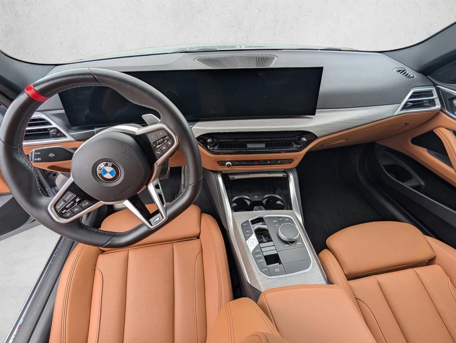 Thumbnail: 2025 BMW 4 Series - 4