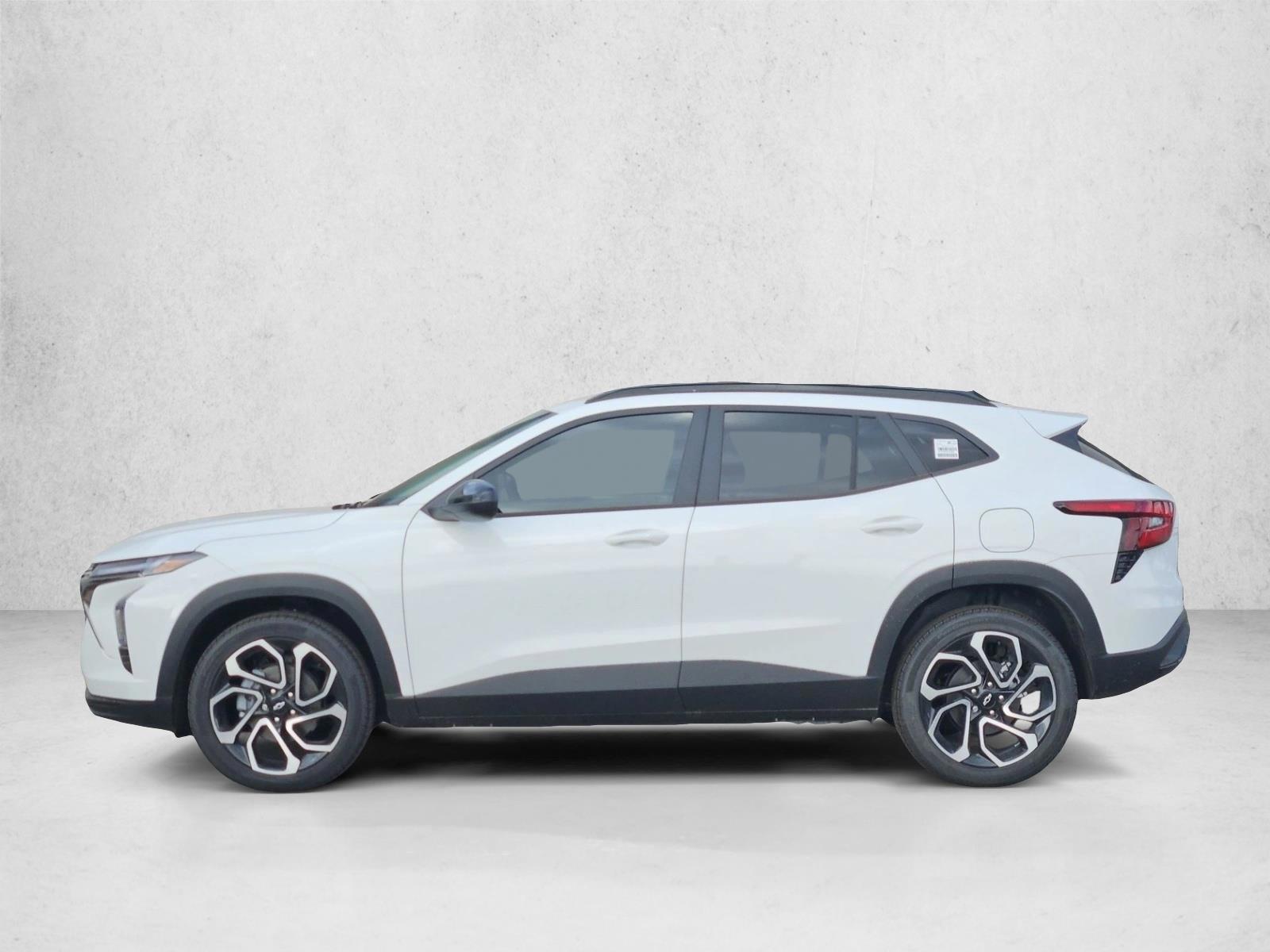 Thumbnail: 2026 Chevrolet Trax - 2