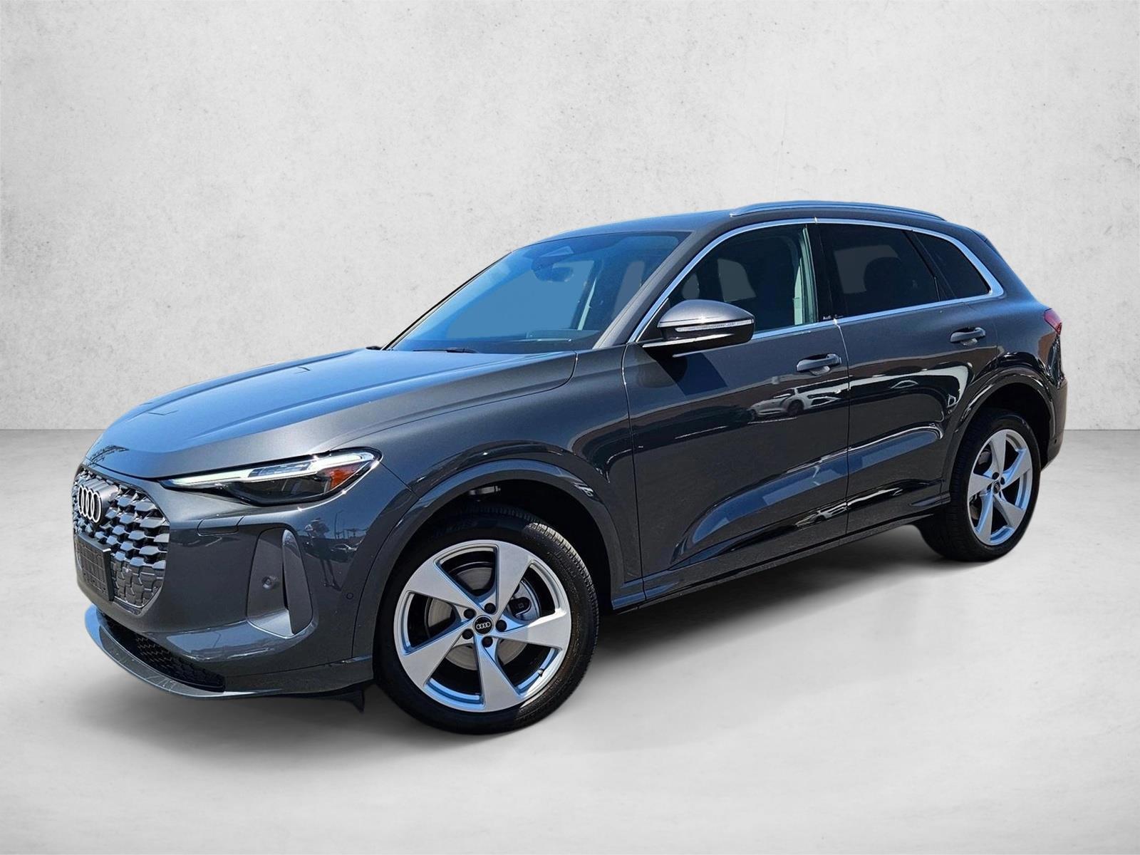 Thumbnail: 2025 Audi Q5 - 1