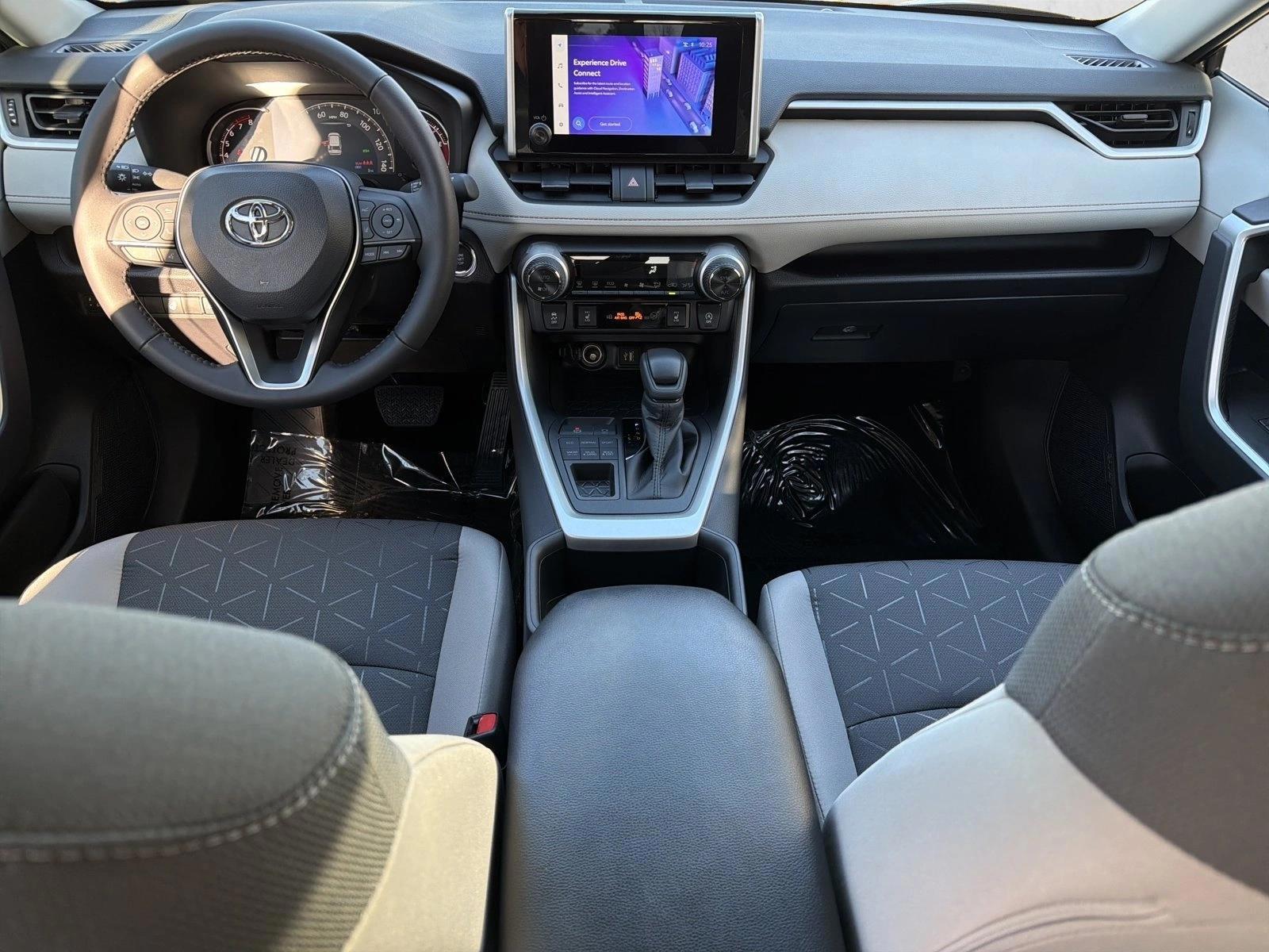Thumbnail: 2025 Toyota RAV4 - 4