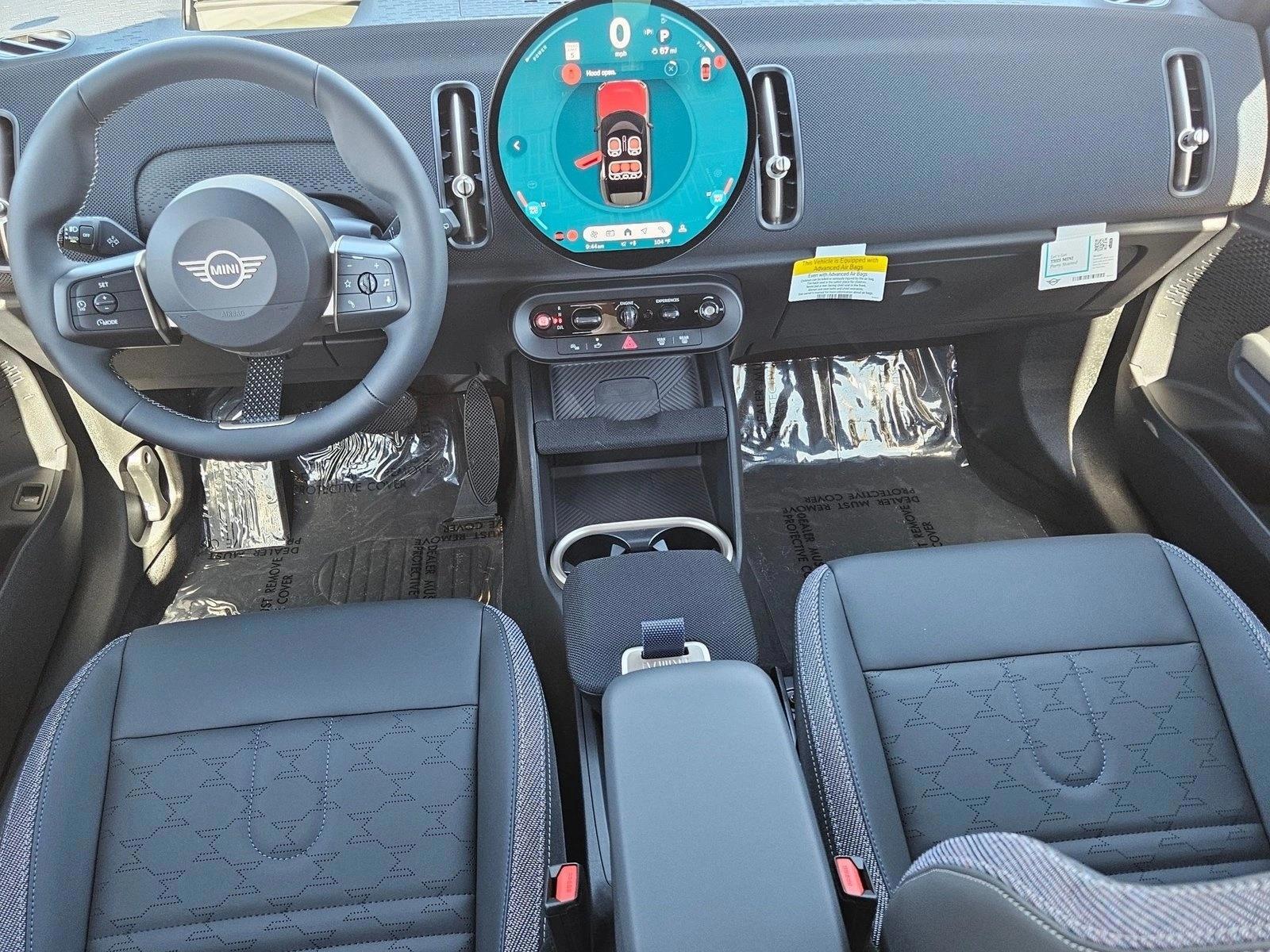 Thumbnail: 2027 MINI Cooper Countryman - 4