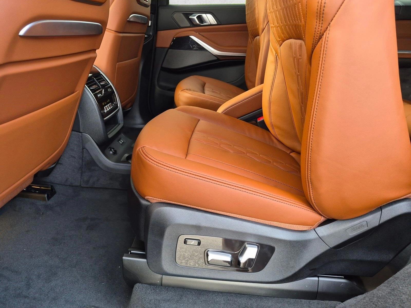 Thumbnail: 2027 BMW X7 - 6