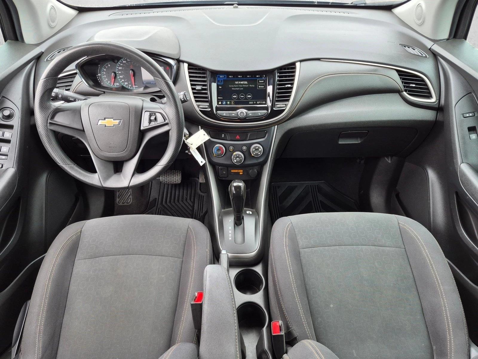 Thumbnail: 2019 Chevrolet Trax - 3