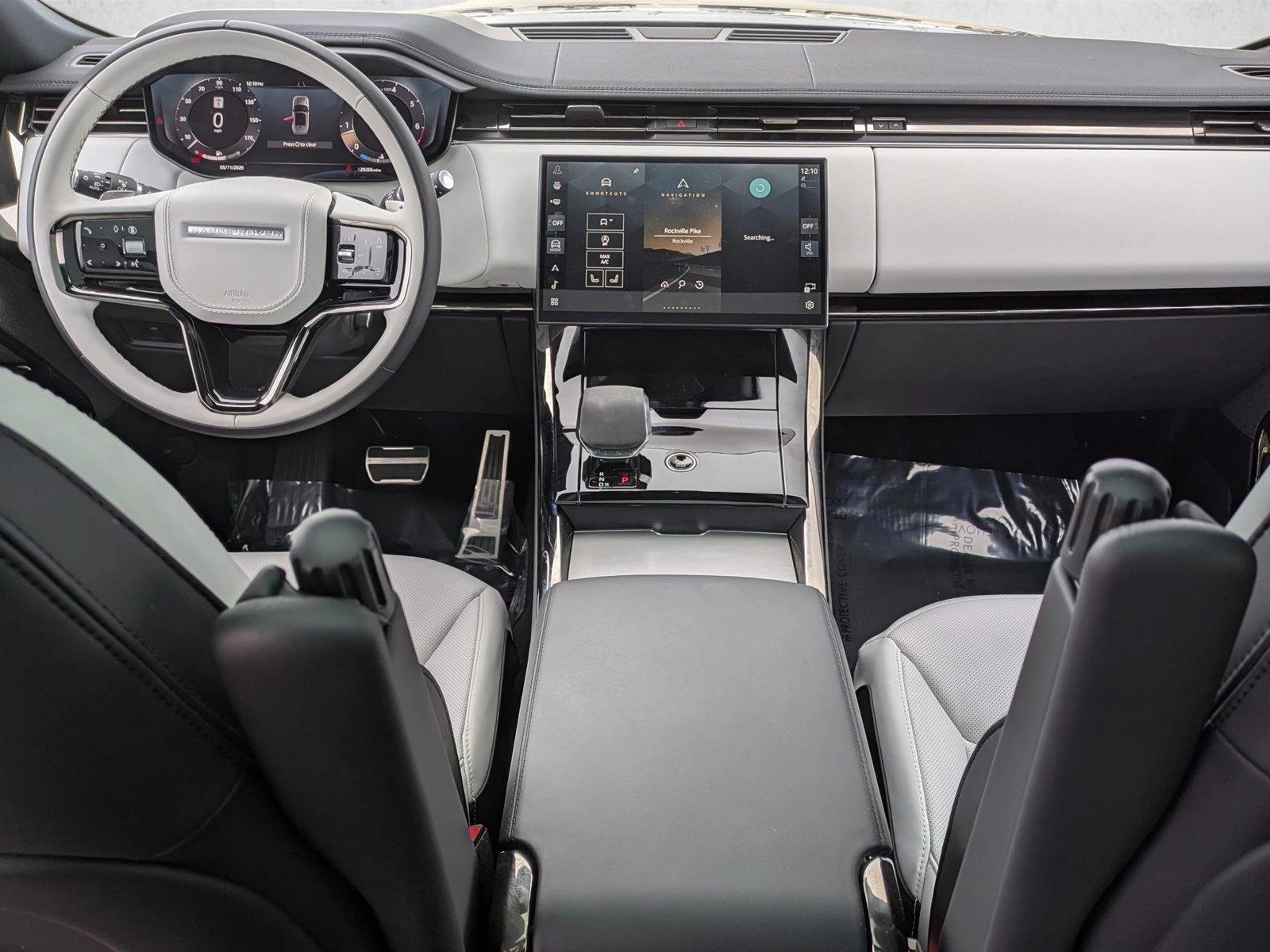 Thumbnail: 2024 Land Rover Range Rover Sport - 3