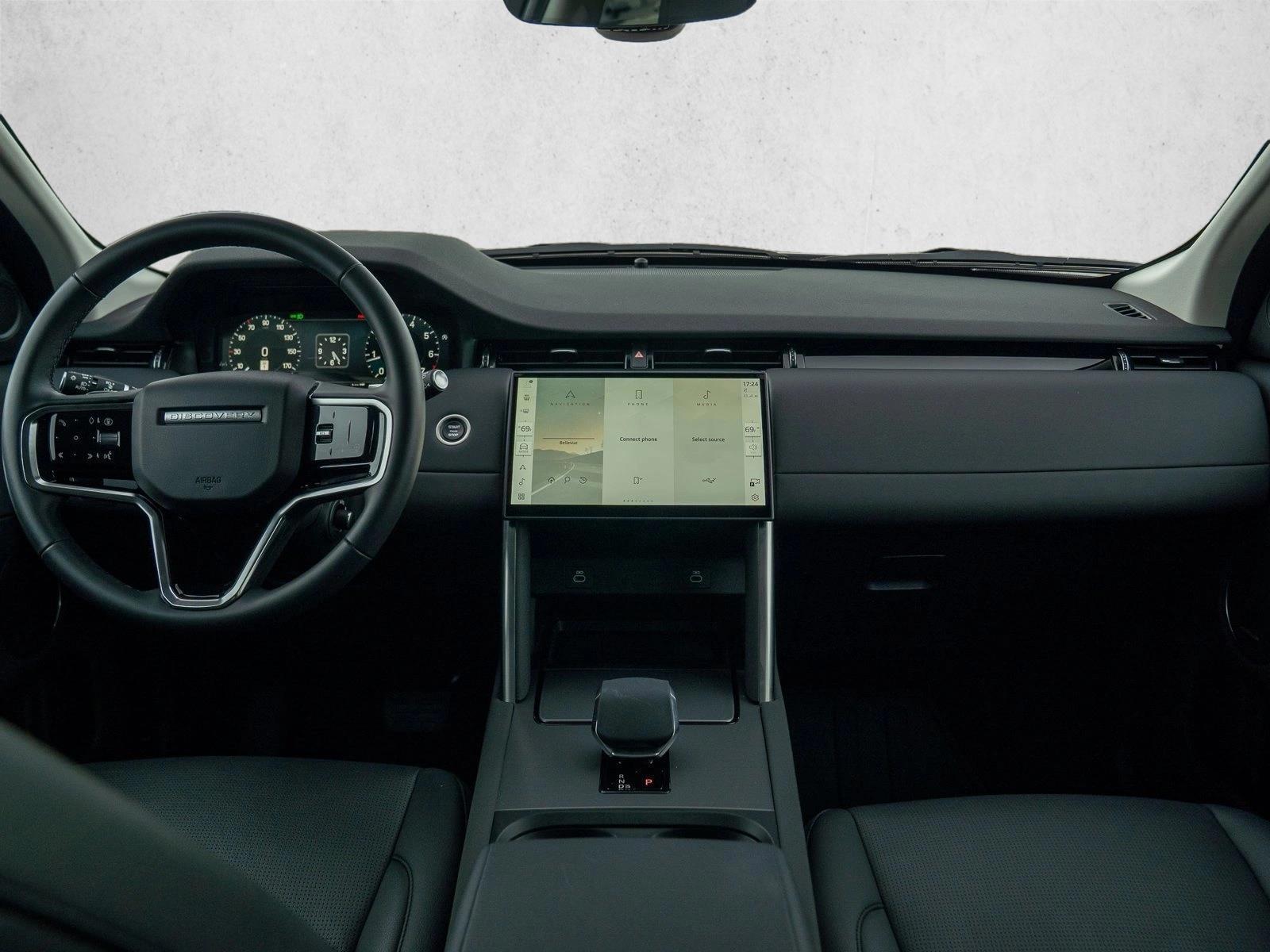 Thumbnail: 2024 Land Rover Discovery Sport - 3