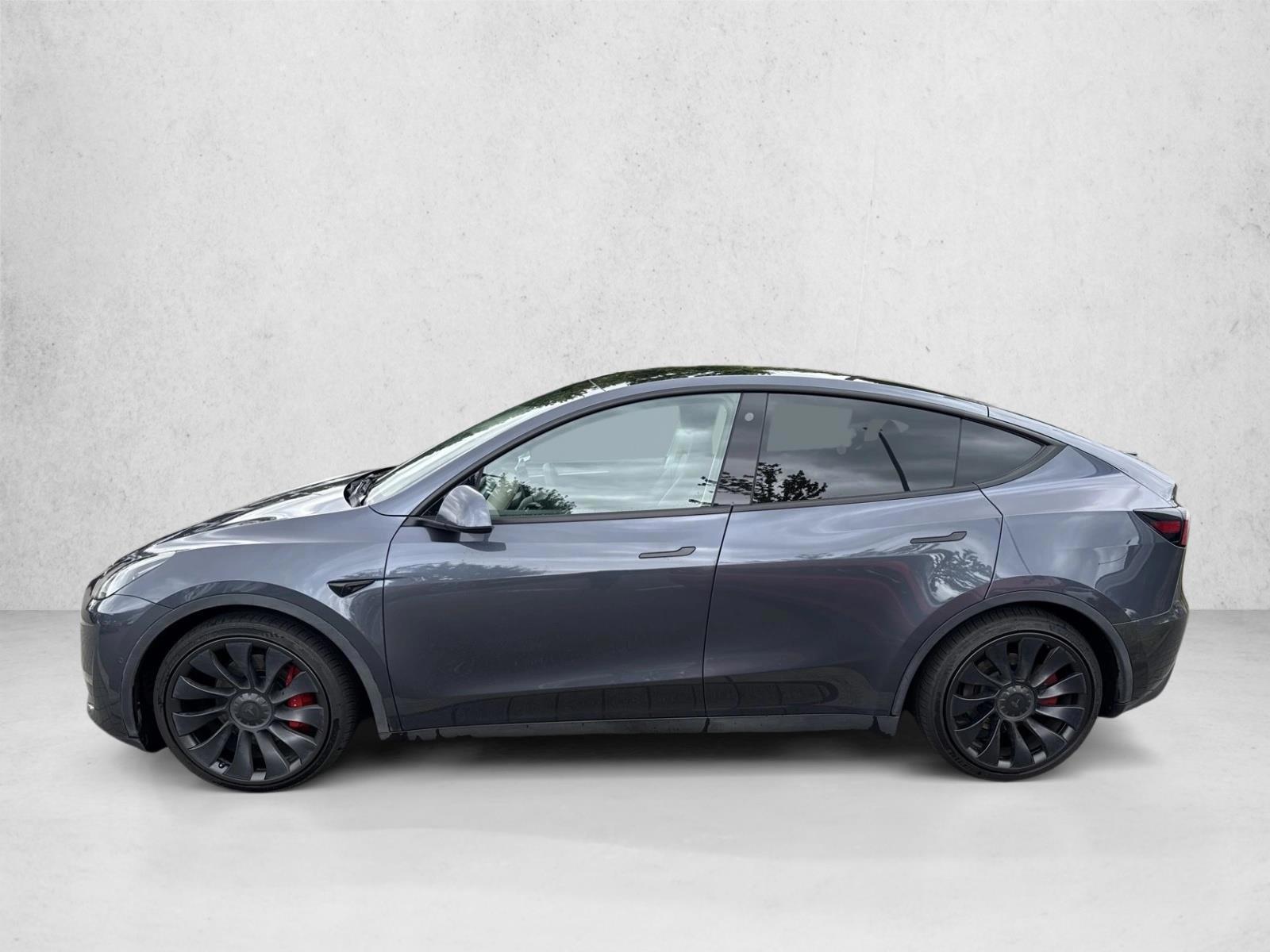 Thumbnail: 2022 Tesla Model Y - 2