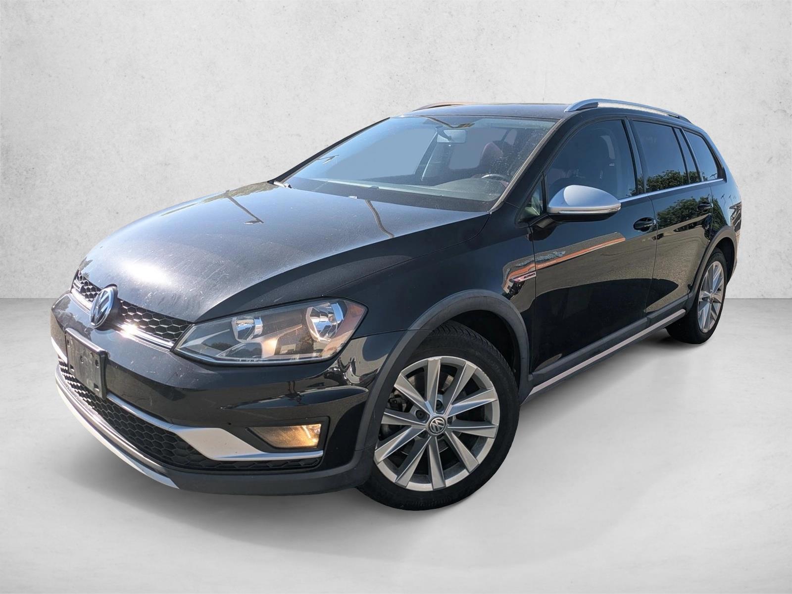 Thumbnail: 2017 Volkswagen Golf - 1
