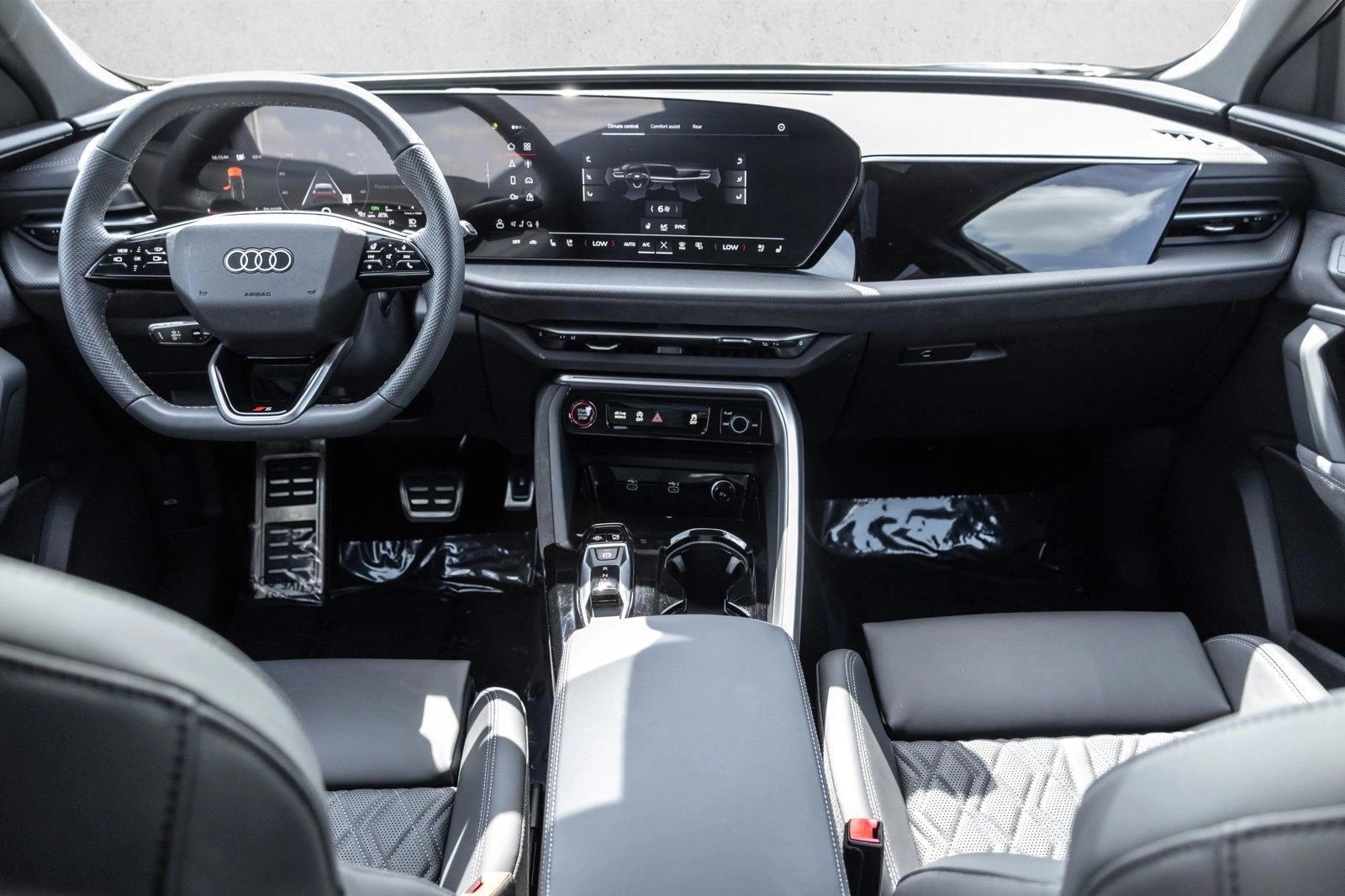 Thumbnail: 2025 Audi SQ5 - 4