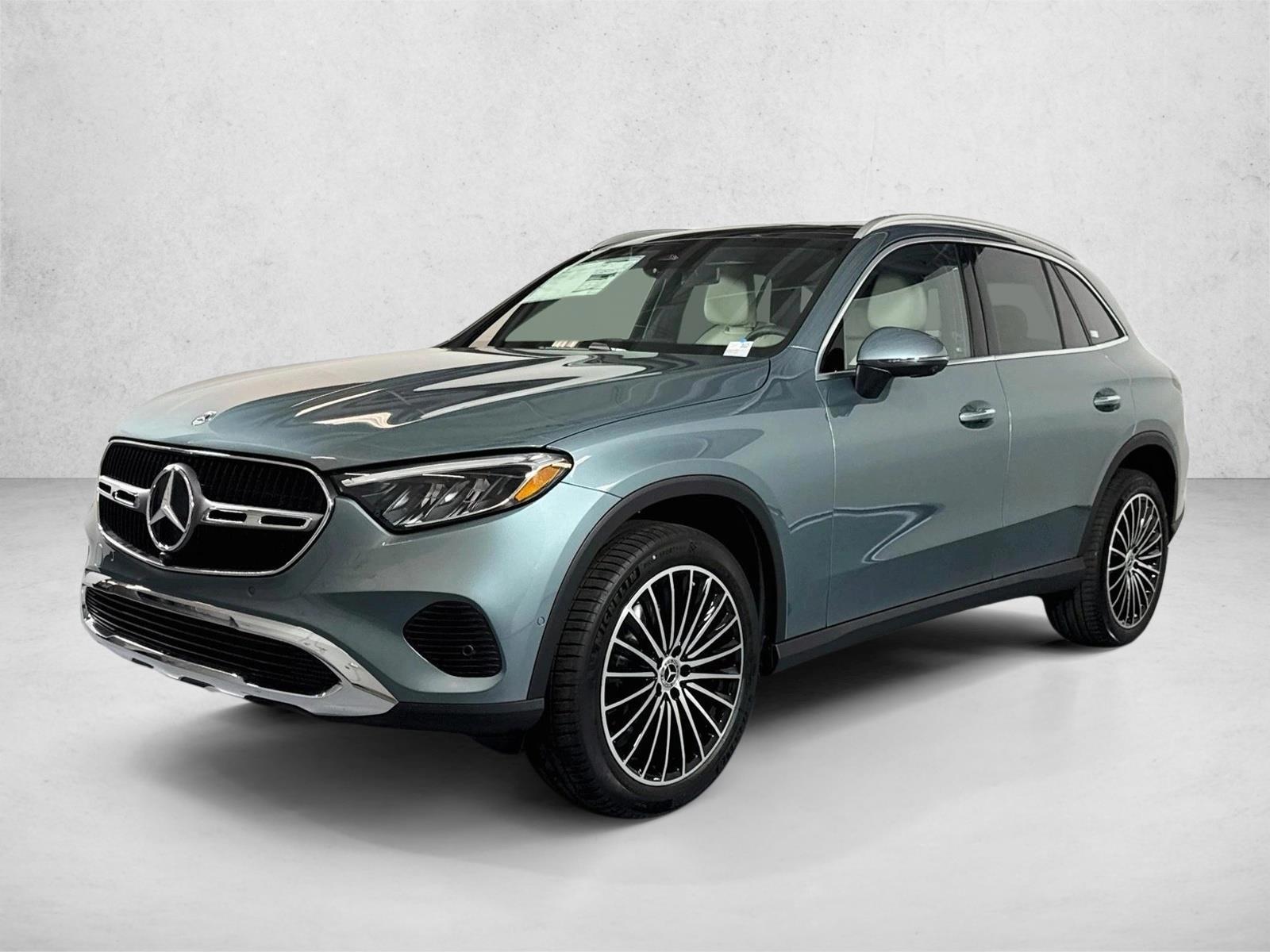 Thumbnail: 2027 Mercedes-Benz GLC - 1