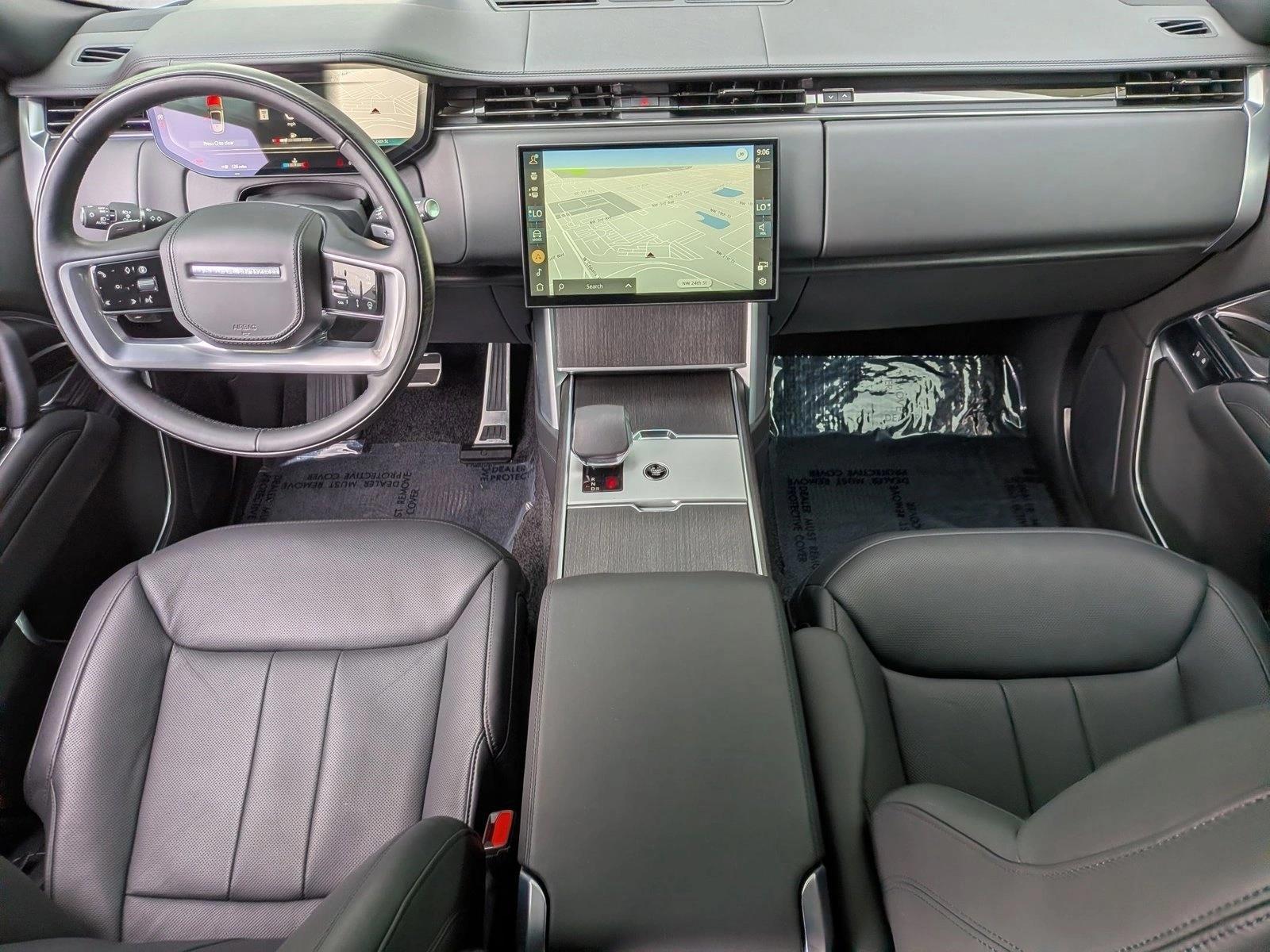 Thumbnail: 2025 Land Rover Range Rover - 3
