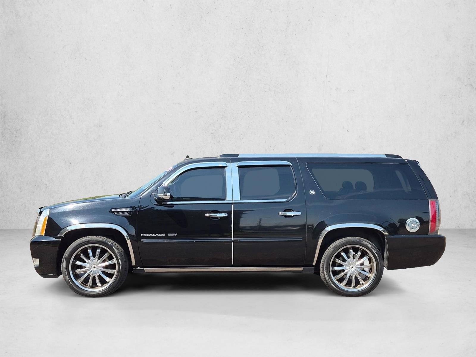 Thumbnail: 2013 Cadillac Escalade - 2