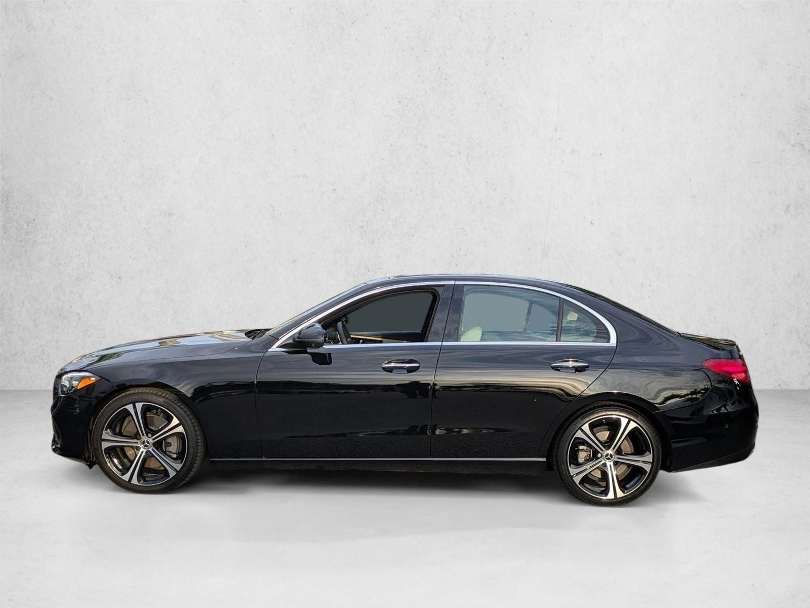 Thumbnail: 2022 Mercedes-Benz C-Class - 2