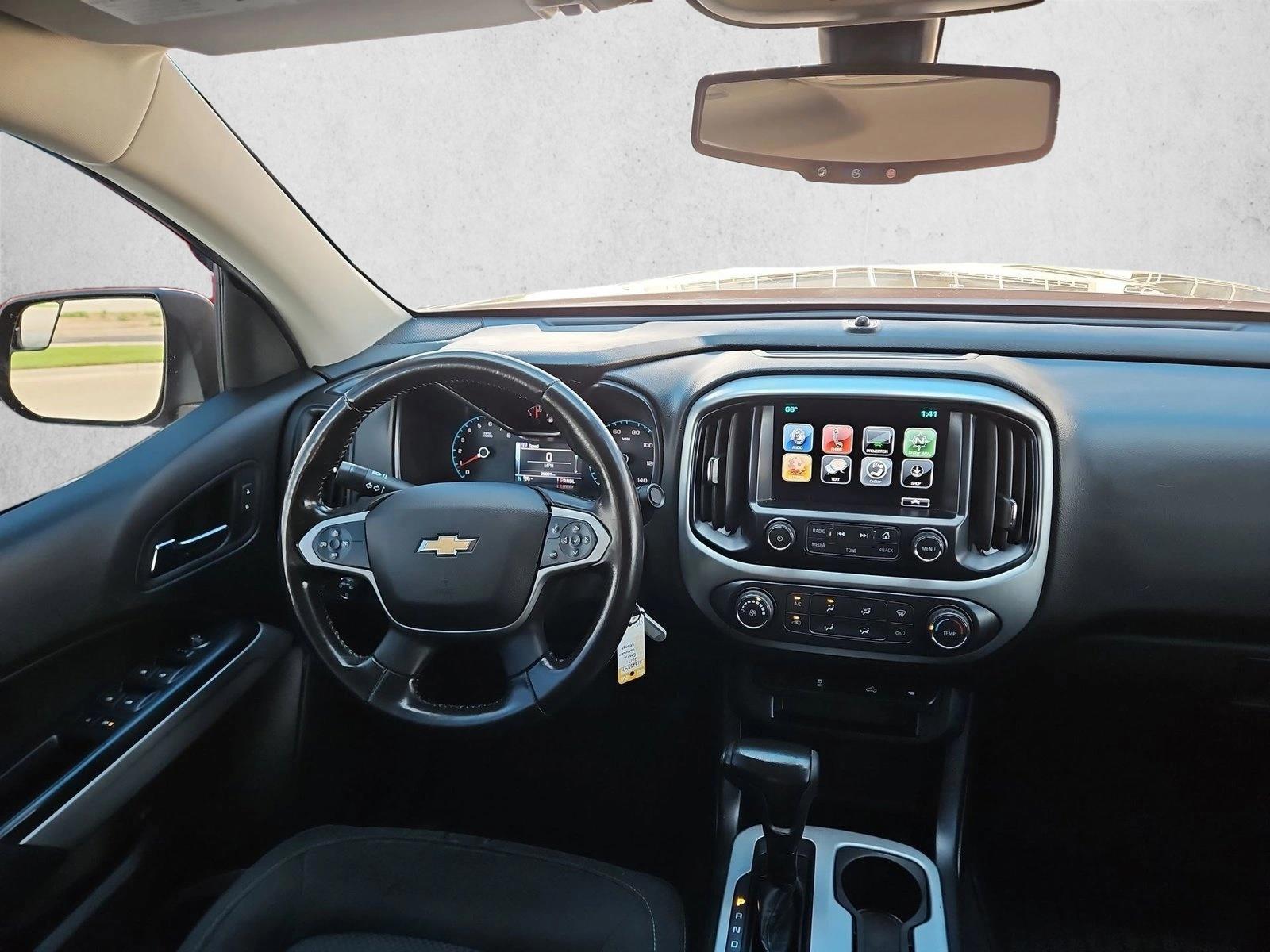 Thumbnail: 2017 Chevrolet Colorado - 3