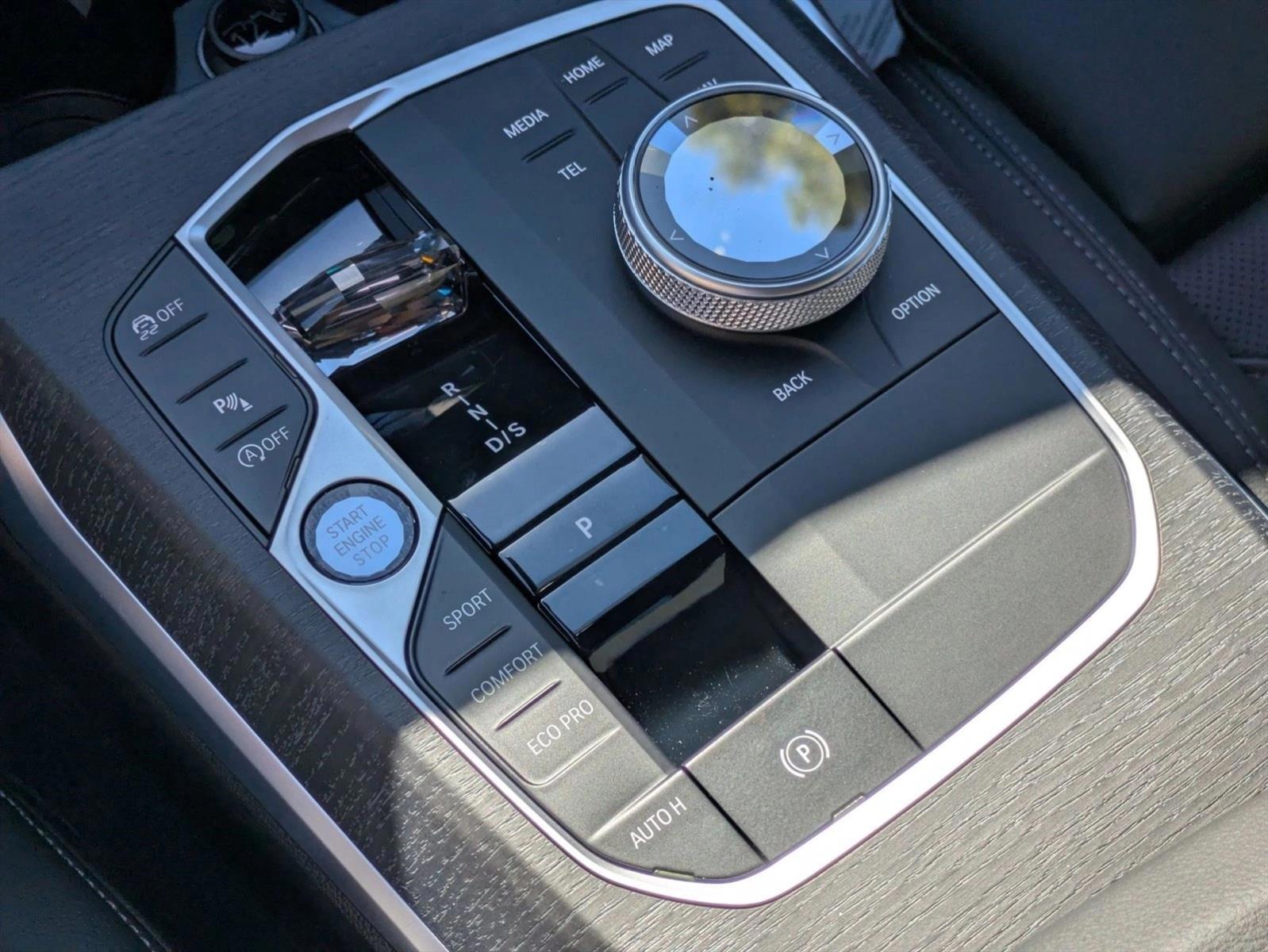 2026 BMW 3 Series 330i - Photo 12