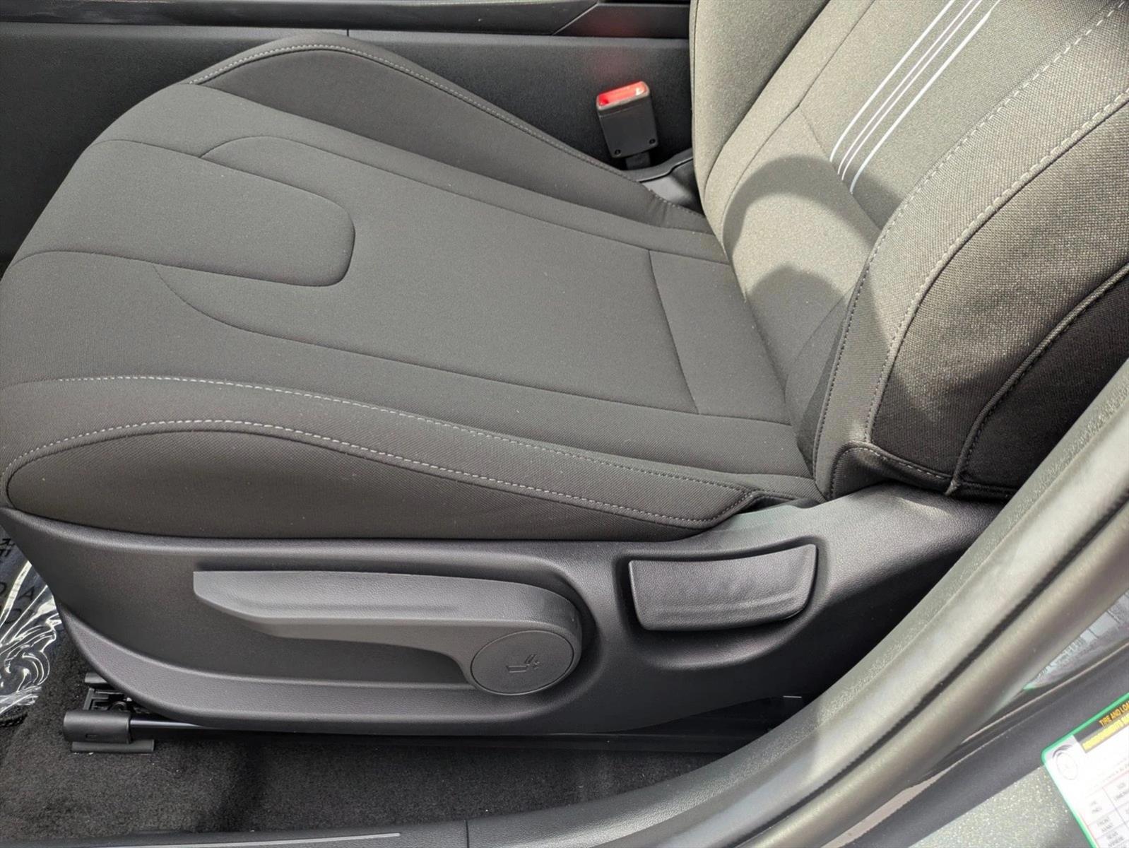 Thumbnail: 2026 Hyundai Elantra - 5
