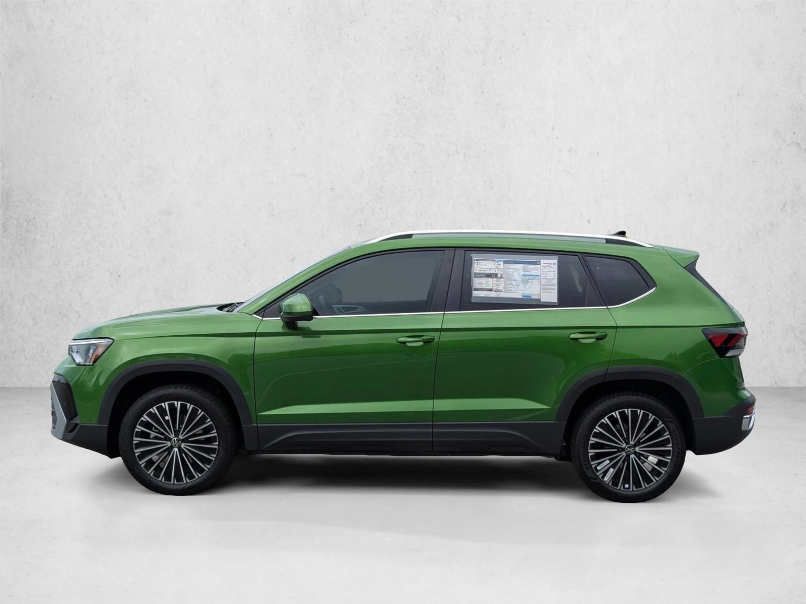 Thumbnail: 2025 Volkswagen Taos - 2