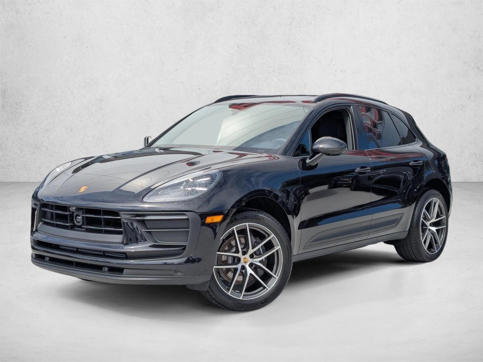 Thumbnail: 2025 Porsche Macan - 1