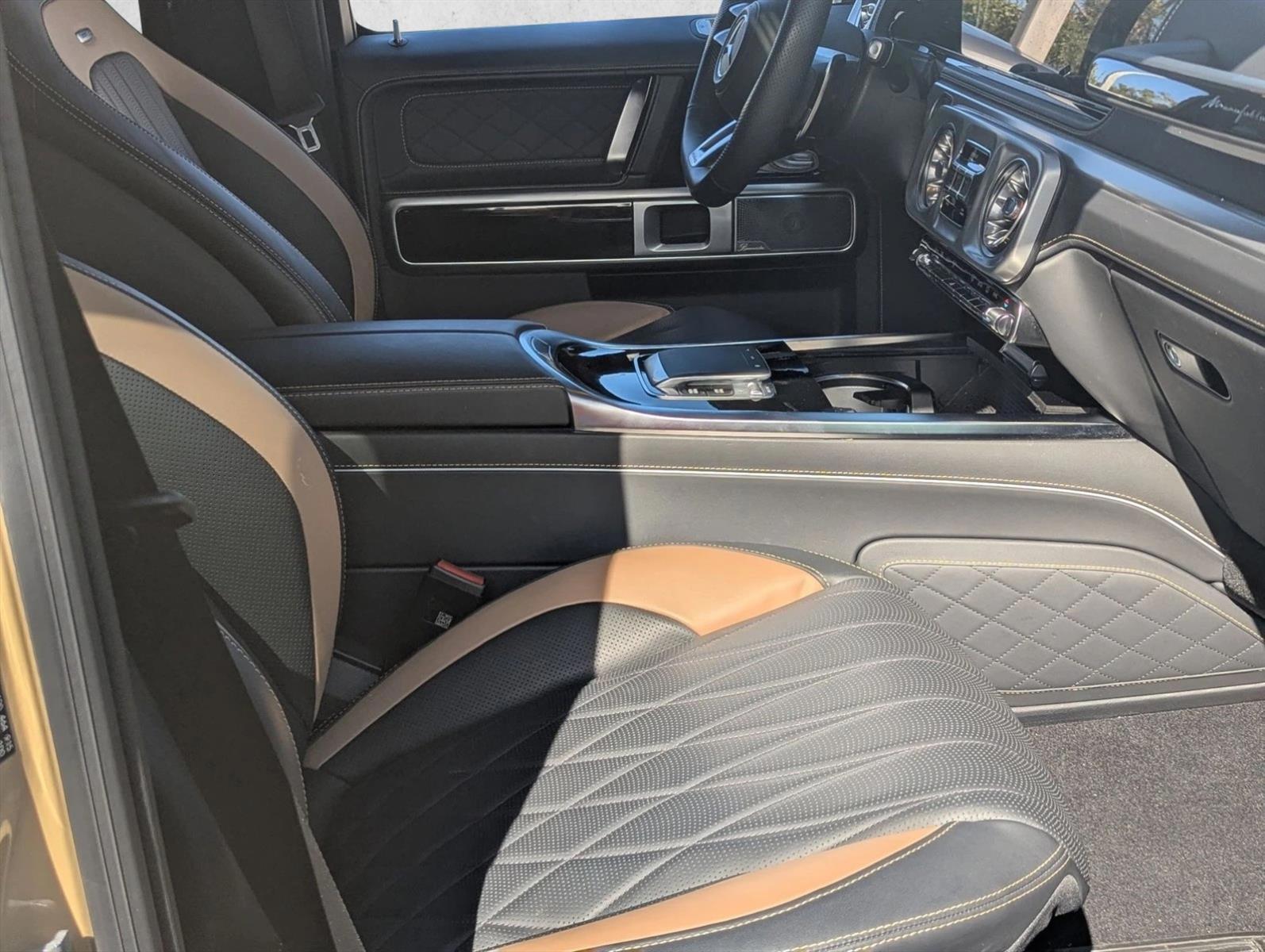 Thumbnail: 2025 Mercedes-Benz G-Class - 3