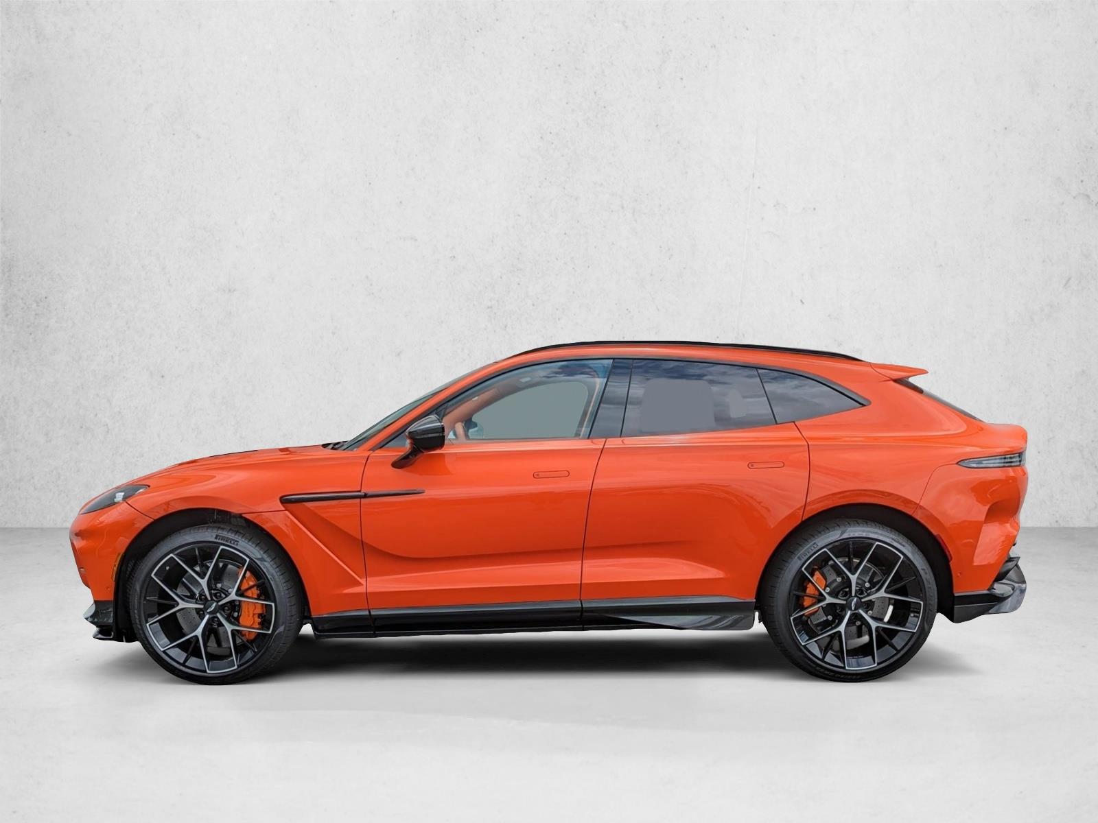 Thumbnail: 2025 Aston Martin DBX - 3