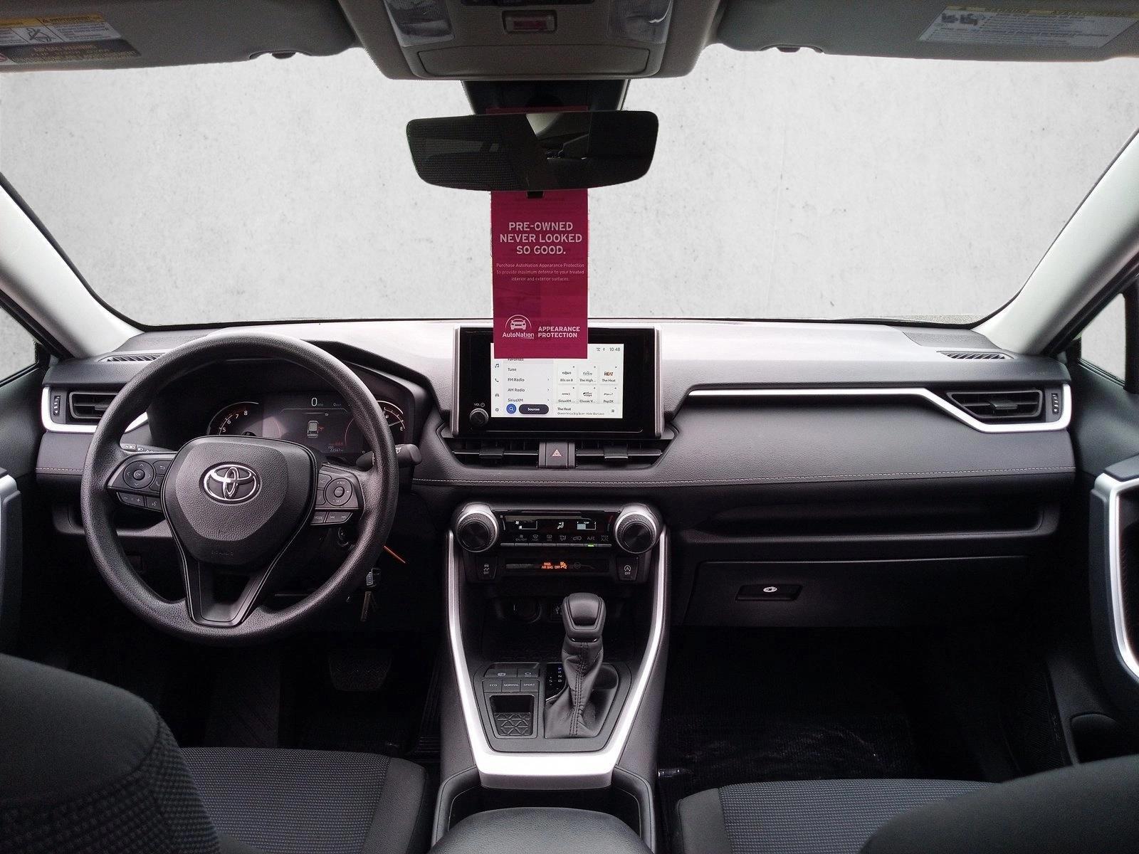 Thumbnail: 2025 Toyota RAV4 - 3