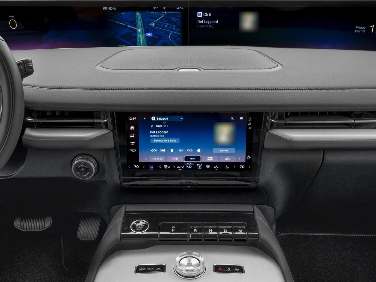 2027 Lincoln Navigator