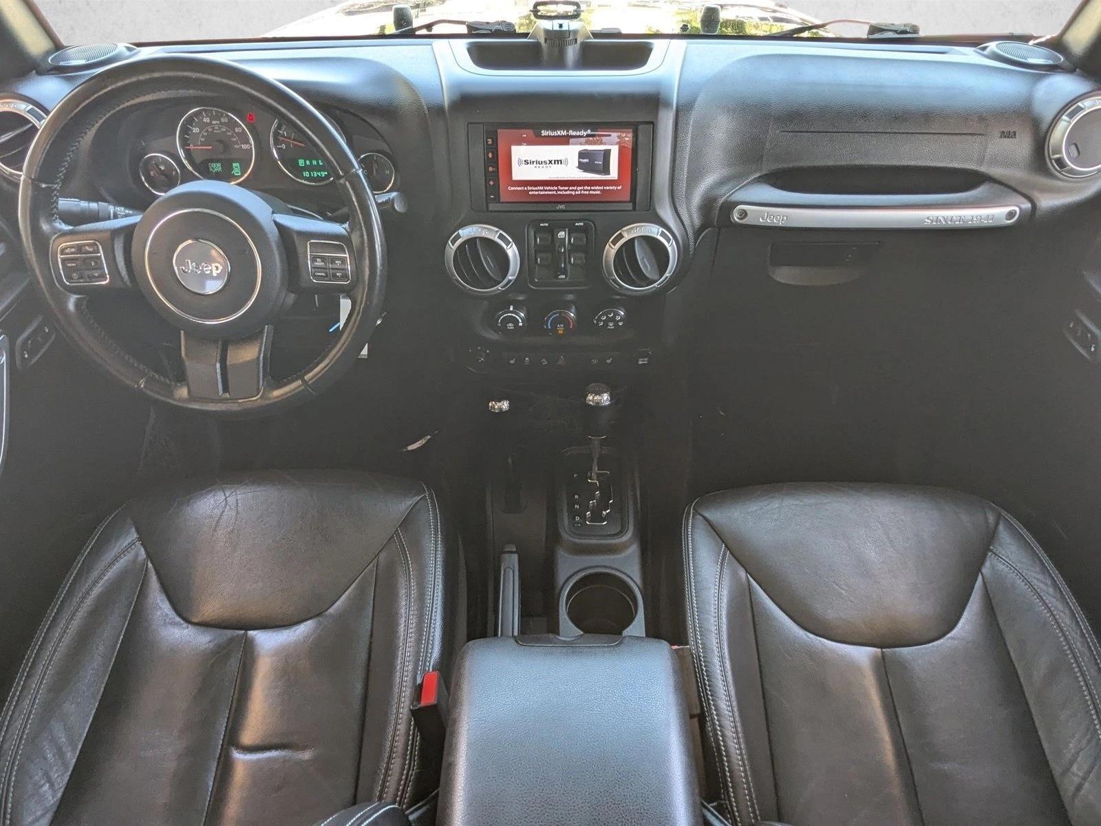 Thumbnail: 2015 Jeep Wrangler - 3